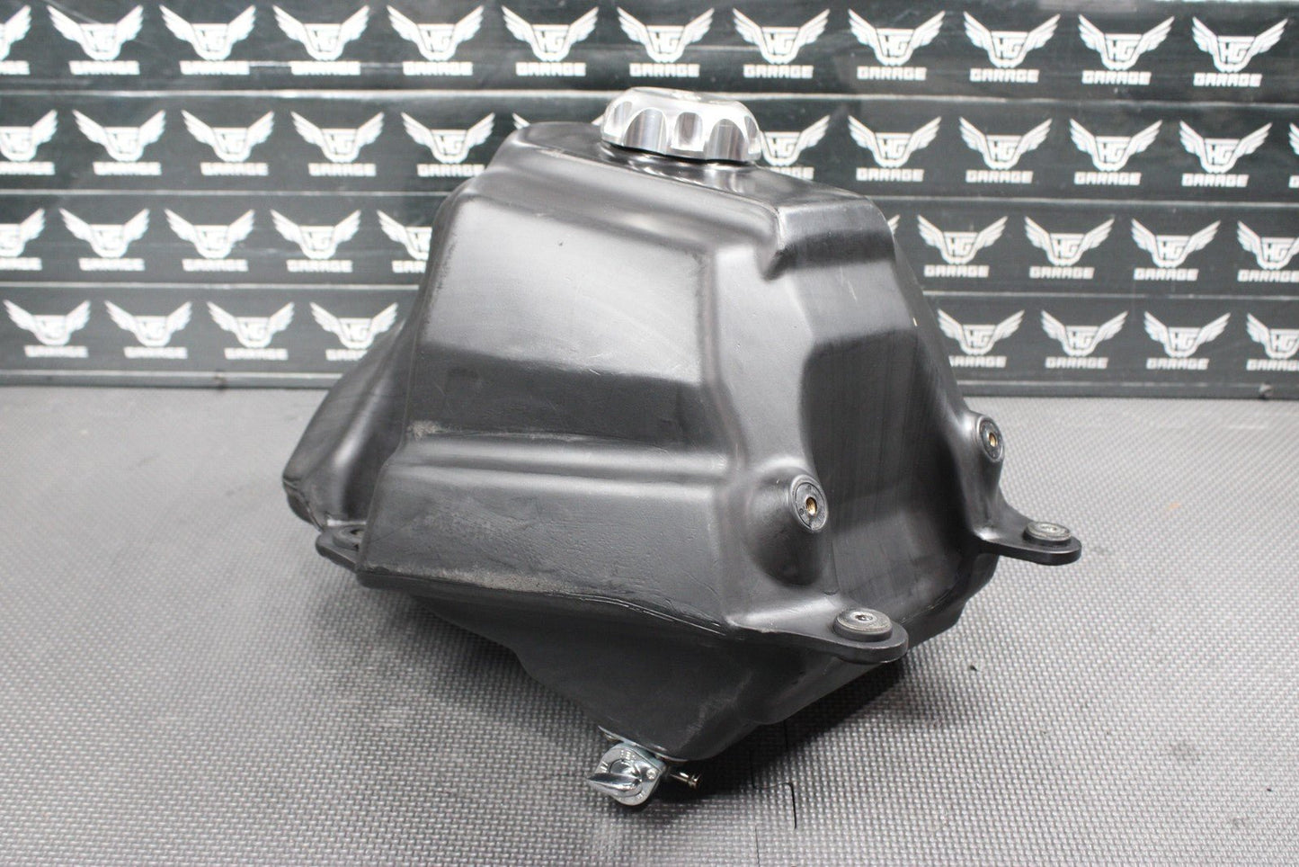 1991 87 - 06 YAMAHA BANSHEE 350 OEM GAS TANK FUEL CELL PETROL RESERVOIR NICE! - hggarage