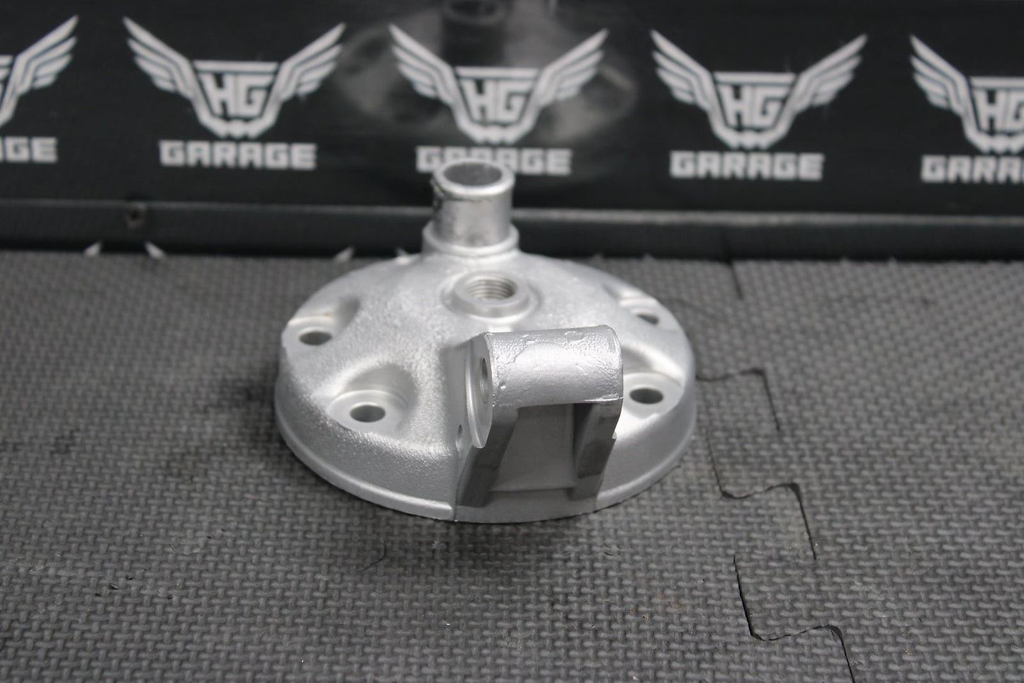 1998 Kawasaki KX250 Engine Motor Cylinder Head Dome Top 11001 - 1425 - hggarage