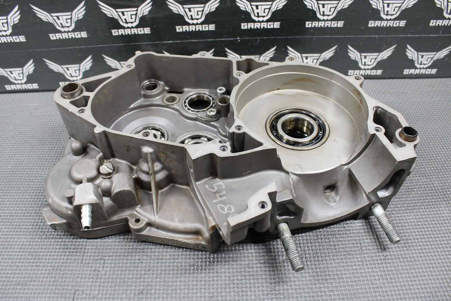 2001 KTM 300 EXC OEM LEFT RIGHT ENGINE MOTOR CRANKCASE CRANK CASES 54730000144 - hggarage