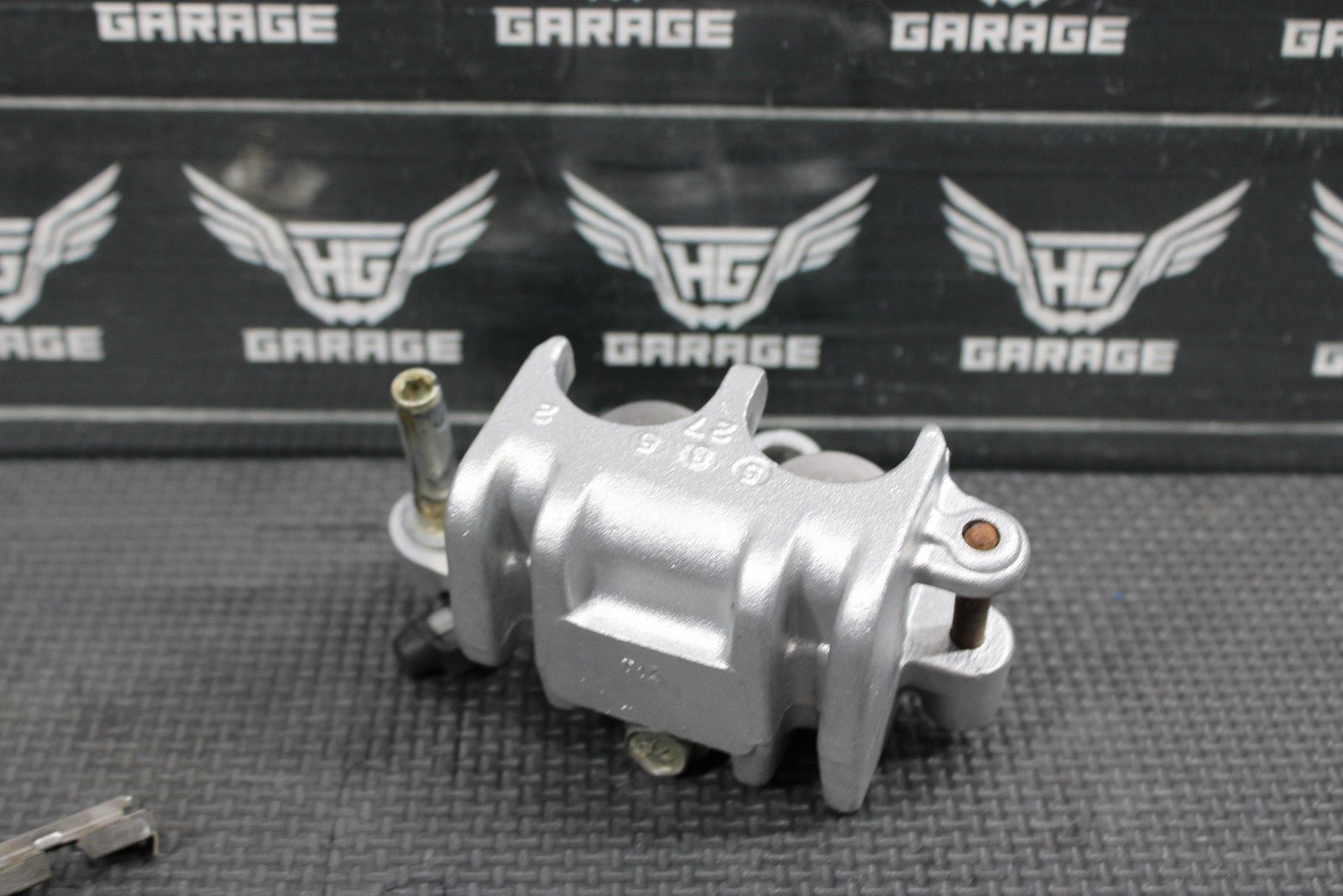 1996 SUZUKI RM250 OEM NISSIN FRONT BRAKE CALIPER 59300 - 36E63 - 999 - hggarage