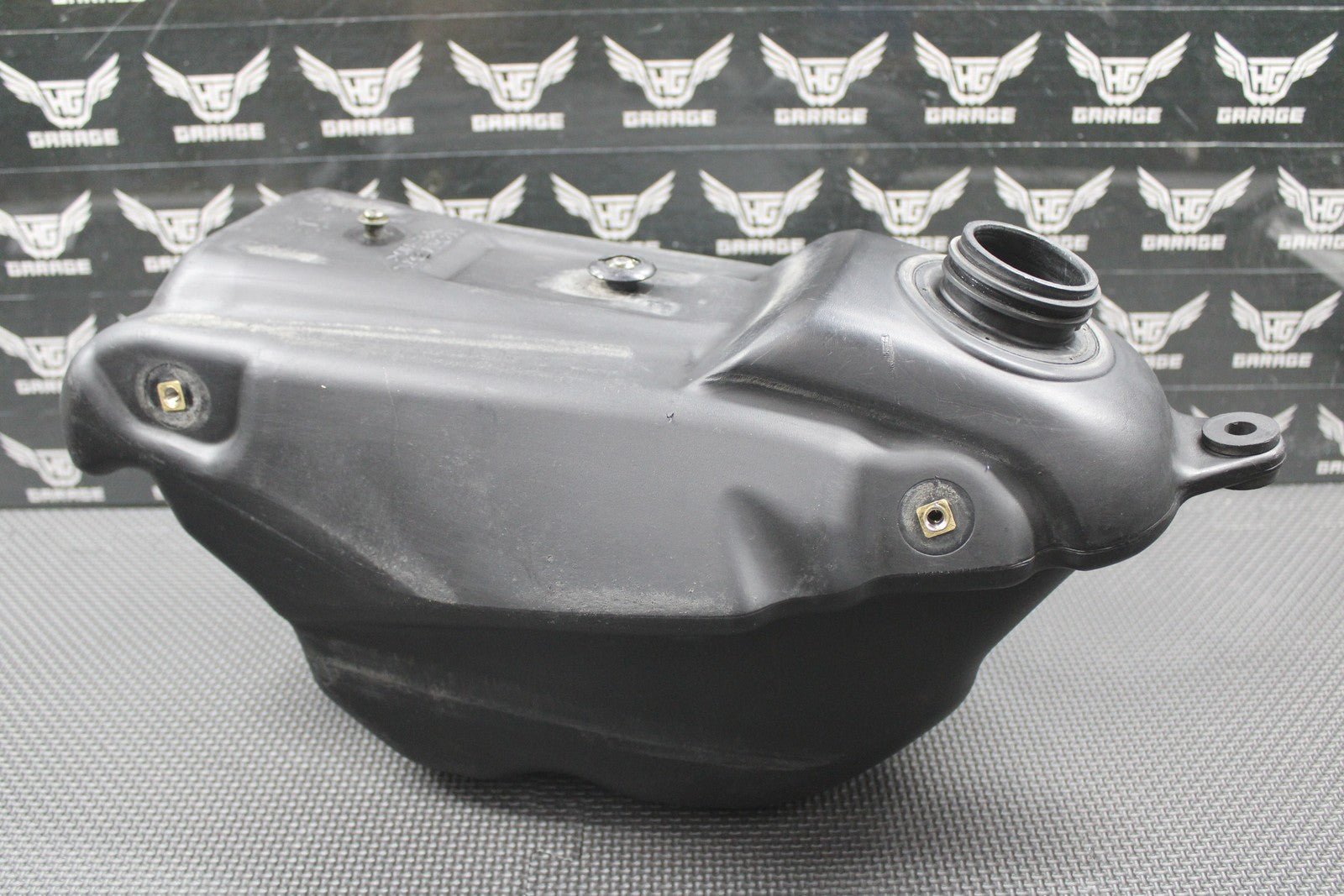 2005 HONDA 02 - 07 CR125R CR250R OEM GAS FUEL TANK RESERVOIR 17510 - KSK - 010 NICE! - hggarage