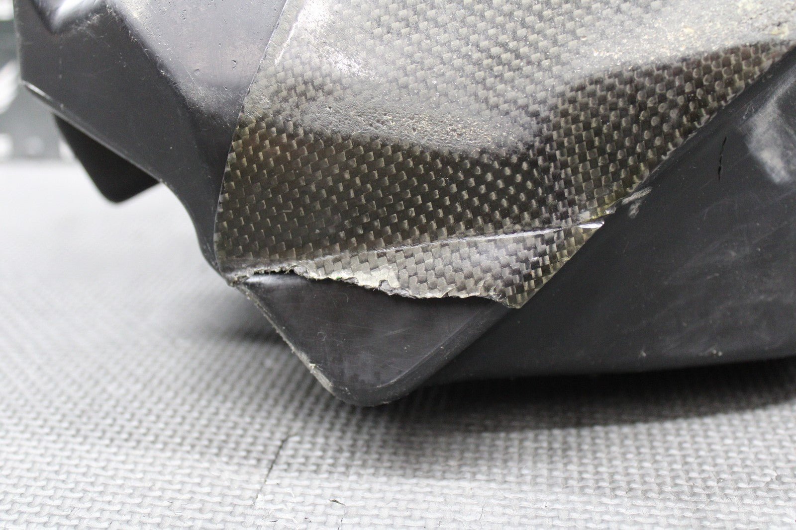 2012 HONDA 10 - 13 CRF250R 09 - 12 CRF450R OEM GAS FUEL TANK CELL RESERVOIR CARBON - hggarage