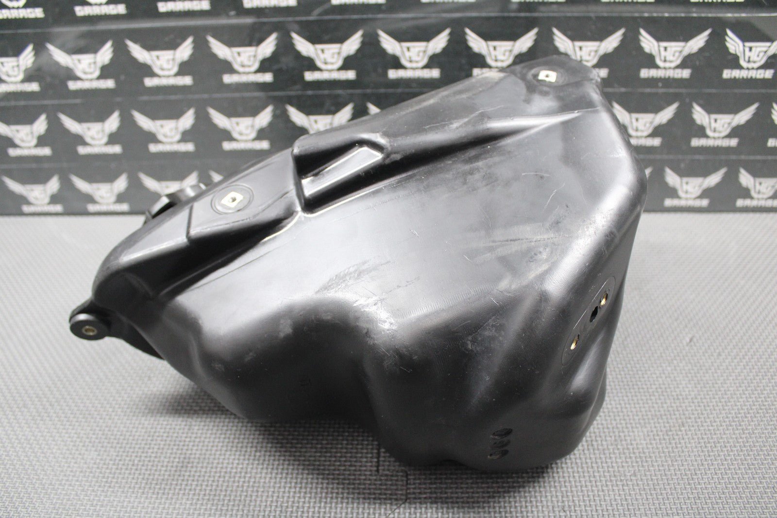 2007 05 - 08 KAWASAKI KX250F OEM GAS FUEL TANK CELL PETROL RESERVOIR 51001 - 0110 - 6Z - hggarage