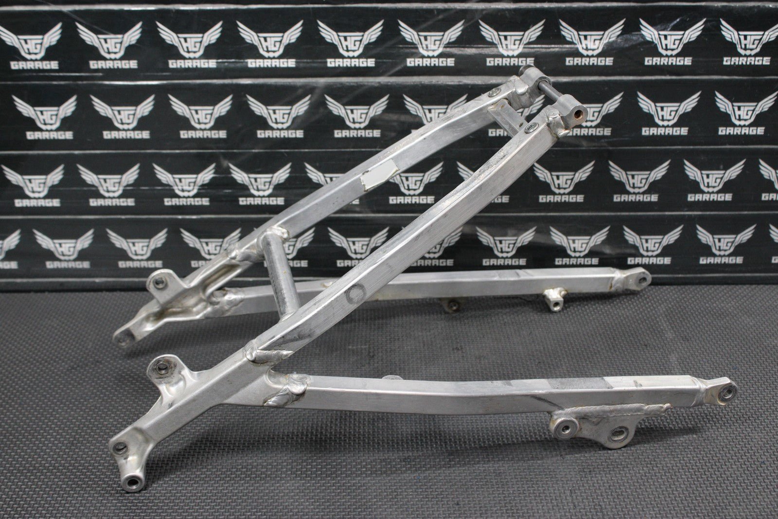 2006 YAMAHA YZ250F YZ450F OEM REAR BACK SUB FRAME SUBFRAME 5XC - 21190 - 90 - 00 - hggarage