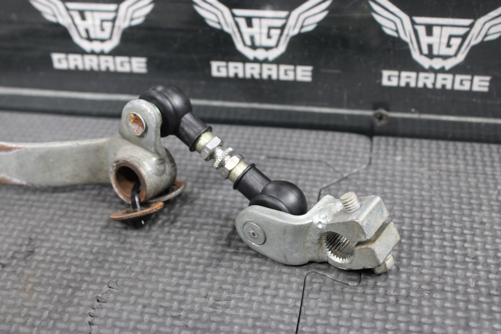 2000 YAMAHA TTR125 TTR125L OEM SHIFTER PEDAL LINKAGE GOOD! 5HP - 18110 - 00 - 00 - hggarage