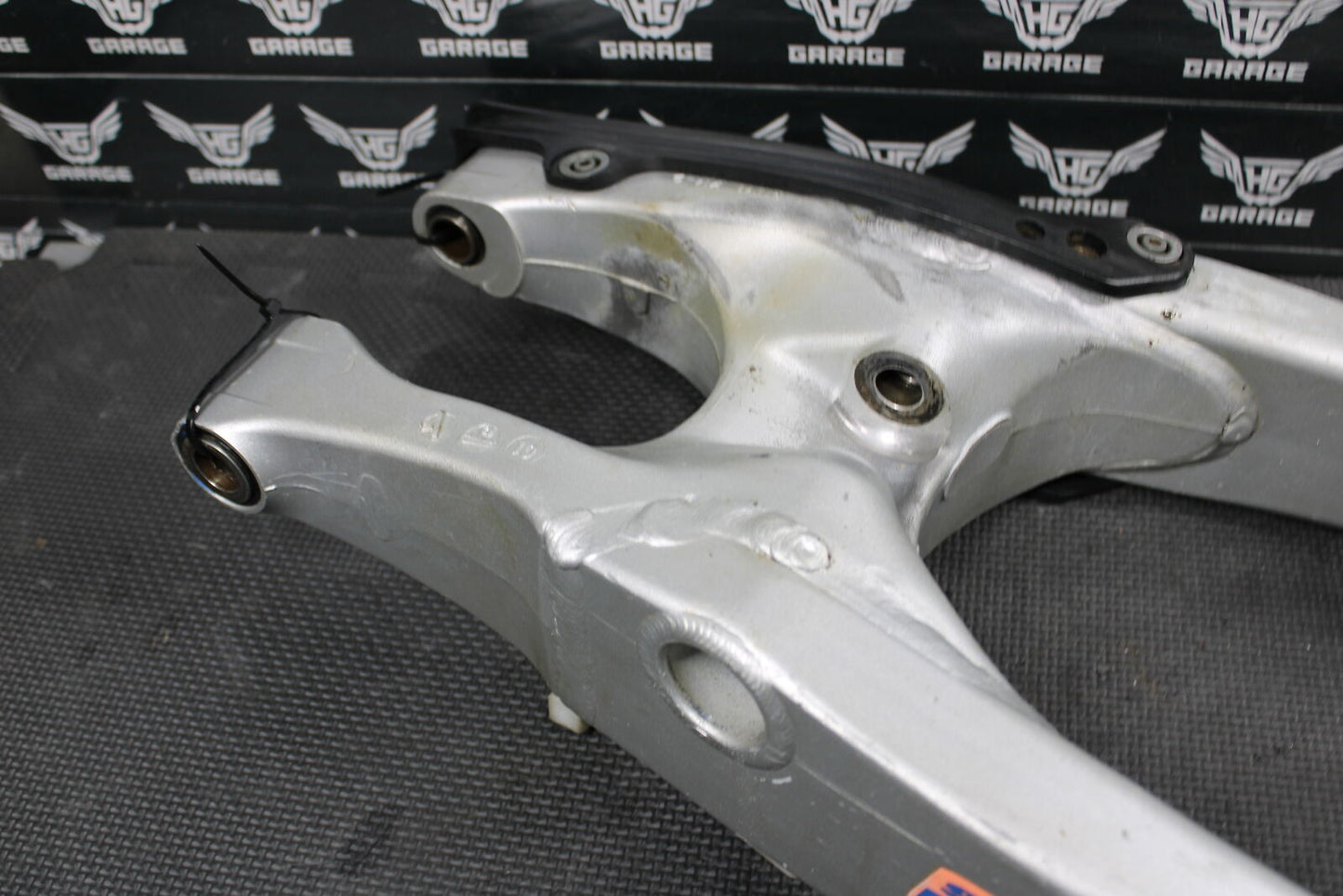 2000 YAMAHA WR400F YZ125 YZ250 YZ400F YZ426F OEM SWINGARM SWING ARM SUSPENSION