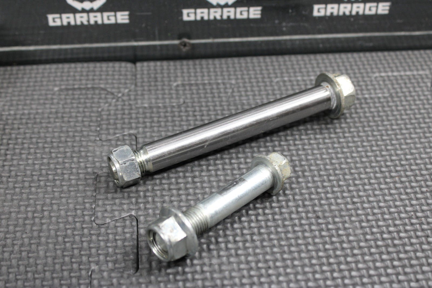 2005 SUZUKI DR200SE OEM REAR SHOCK LINKAGE LINKS RELAY 62600 - 42812 - hggarage