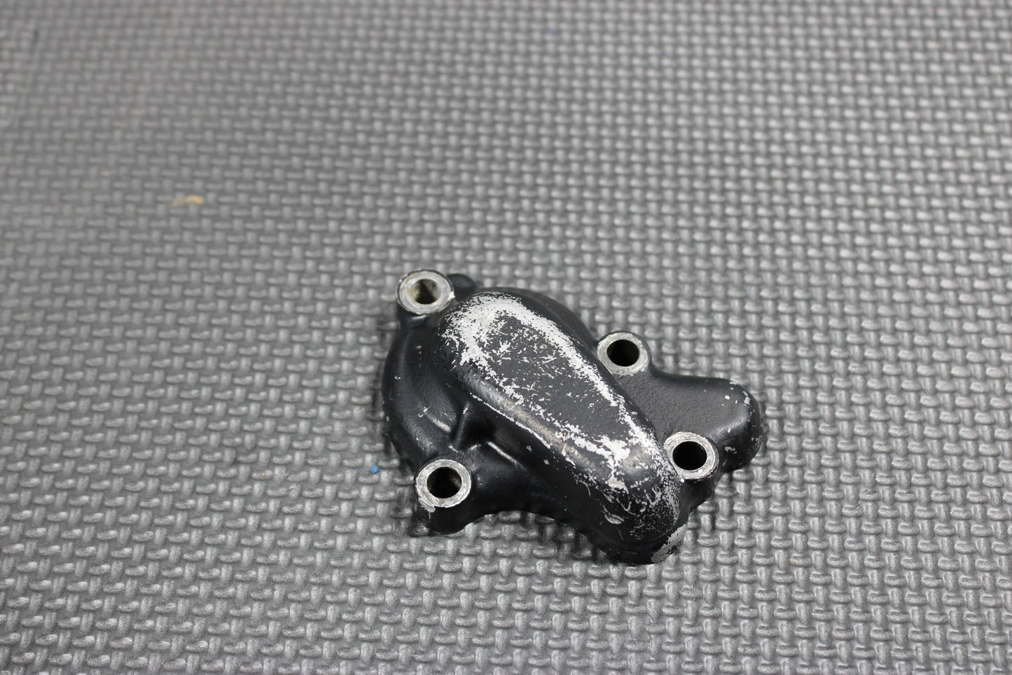 1991 86 - 95 HONDA CR80R OEM ENGINE MOTOR SIDE CLUTCH COVER 11330 - GS2 - 405 - hggarage