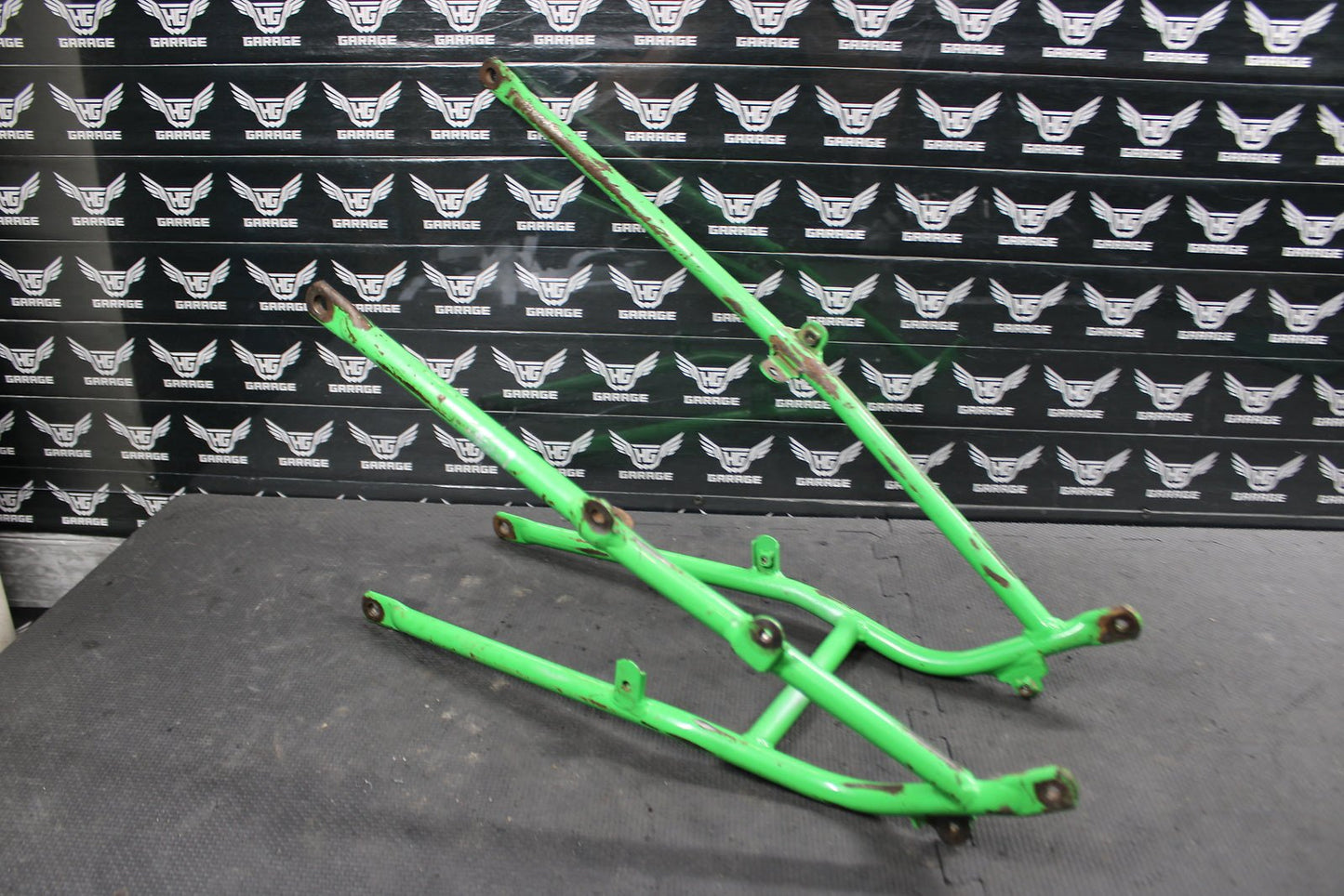 1995 KAWASAKI 95 - 97 KX125 KX250 OEM REAR BACK SUB FRAME SUBFRAME 32160 - 1397 - CC - hggarage