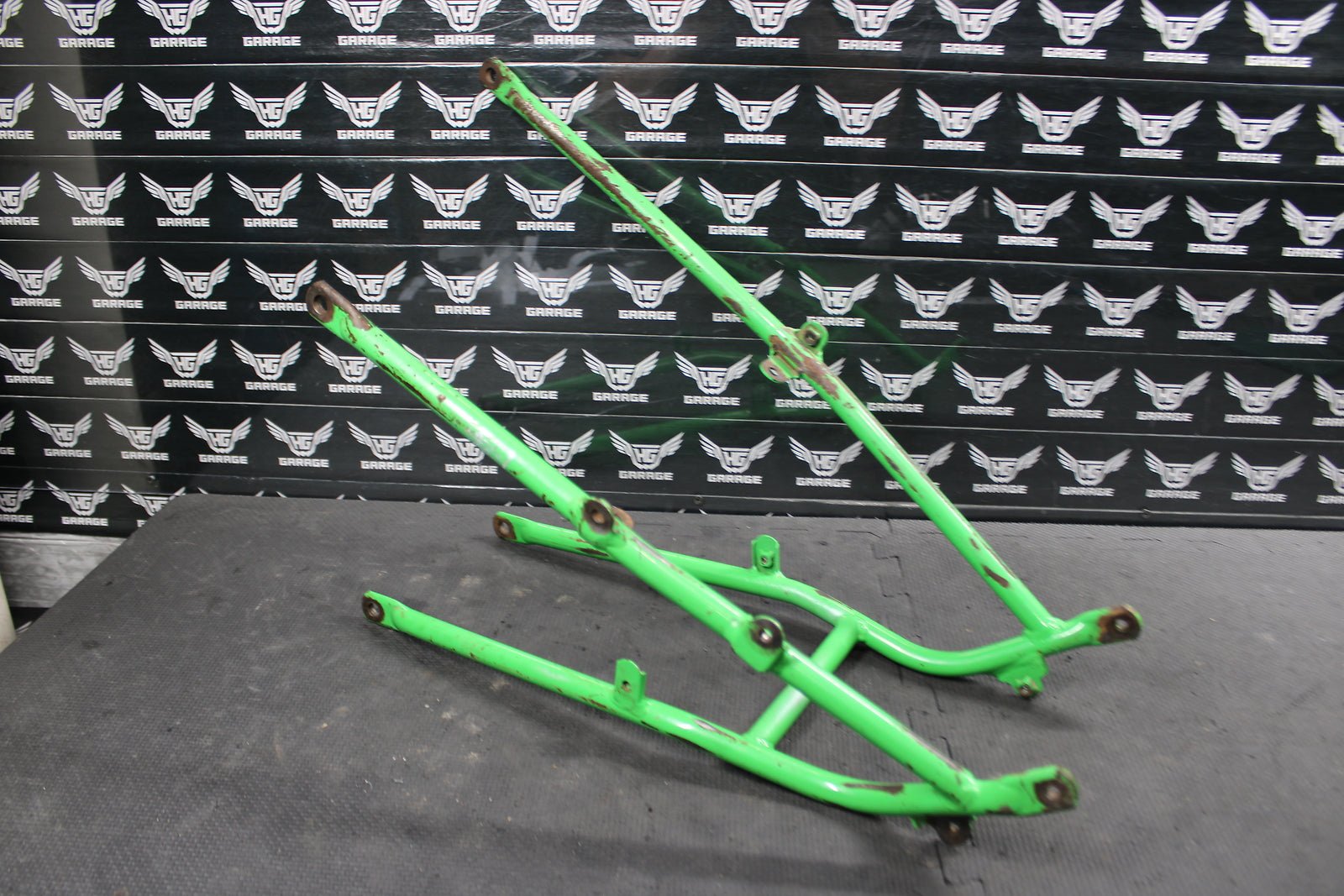 1995 KAWASAKI 95 - 97 KX125 KX250 OEM REAR BACK SUB FRAME SUBFRAME 32160 - 1397 - CC - hggarage