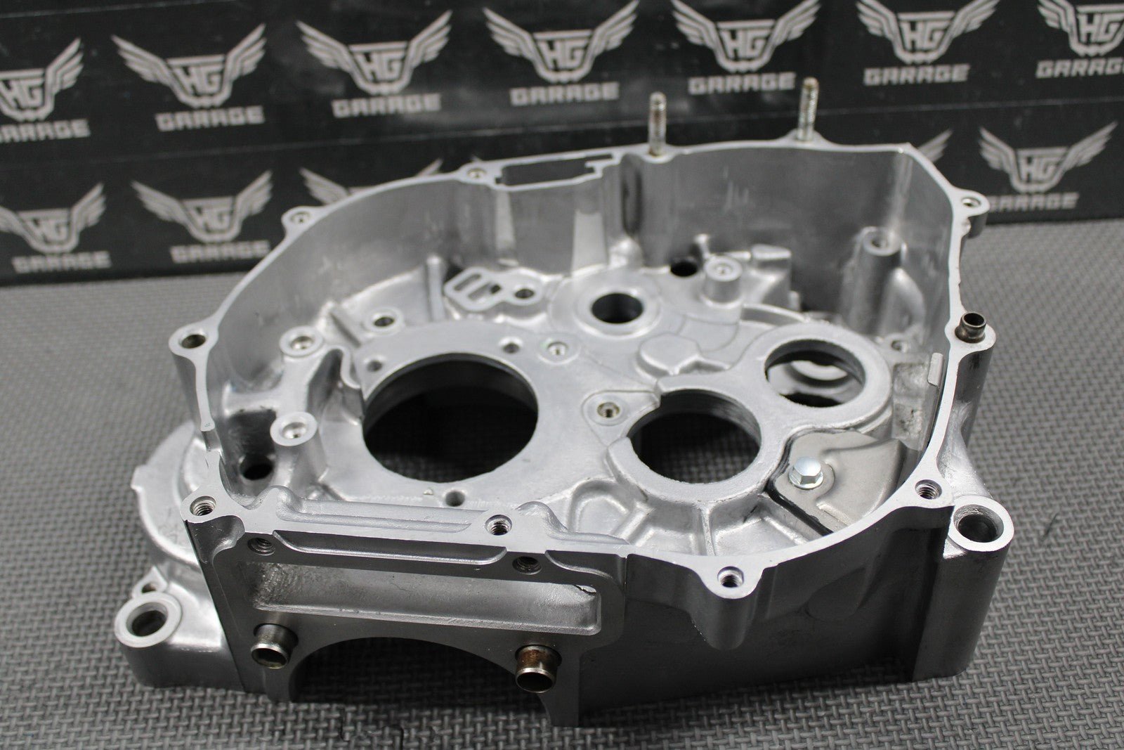 1991 HONDA 90 - 95 XR250R OEM RIGHT ENGINE CRANKCASE CRANK CASE 11100 - KZ1 - 671 MINT - hggarage