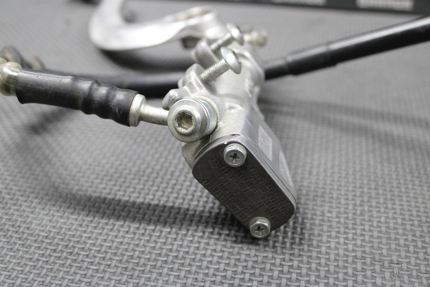 2019 SUZUKI 19 - 25 RMZ250 OEM REAR BACK BRAKE CALIPER MASTER CYLINDER LEVER GOOD! - hggarage