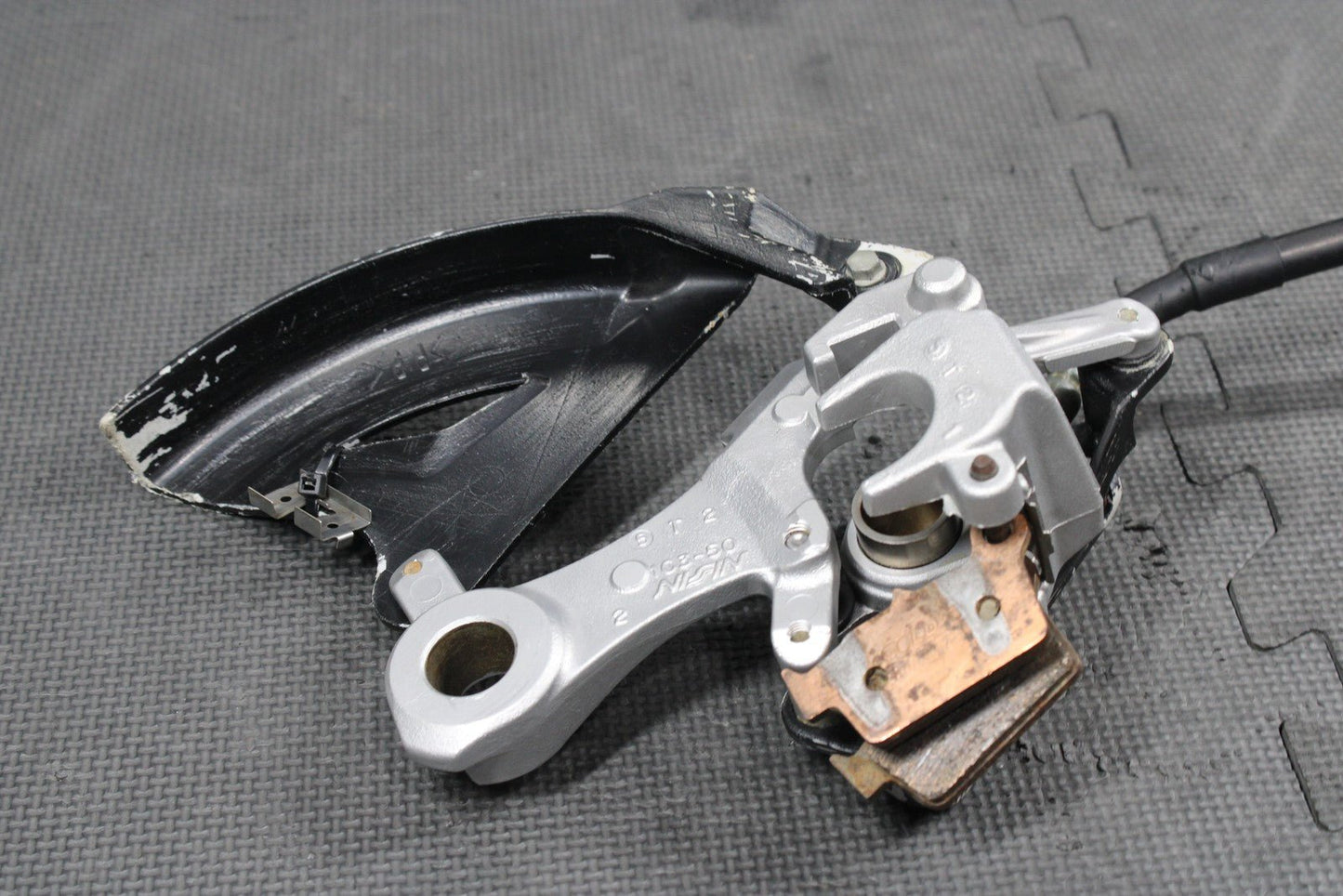 2006 YAMAHA YZ250F OEM REAR BACK BRAKE CALIPER MASTER CYLINDER LEVER PEDAL HOSE - hggarage