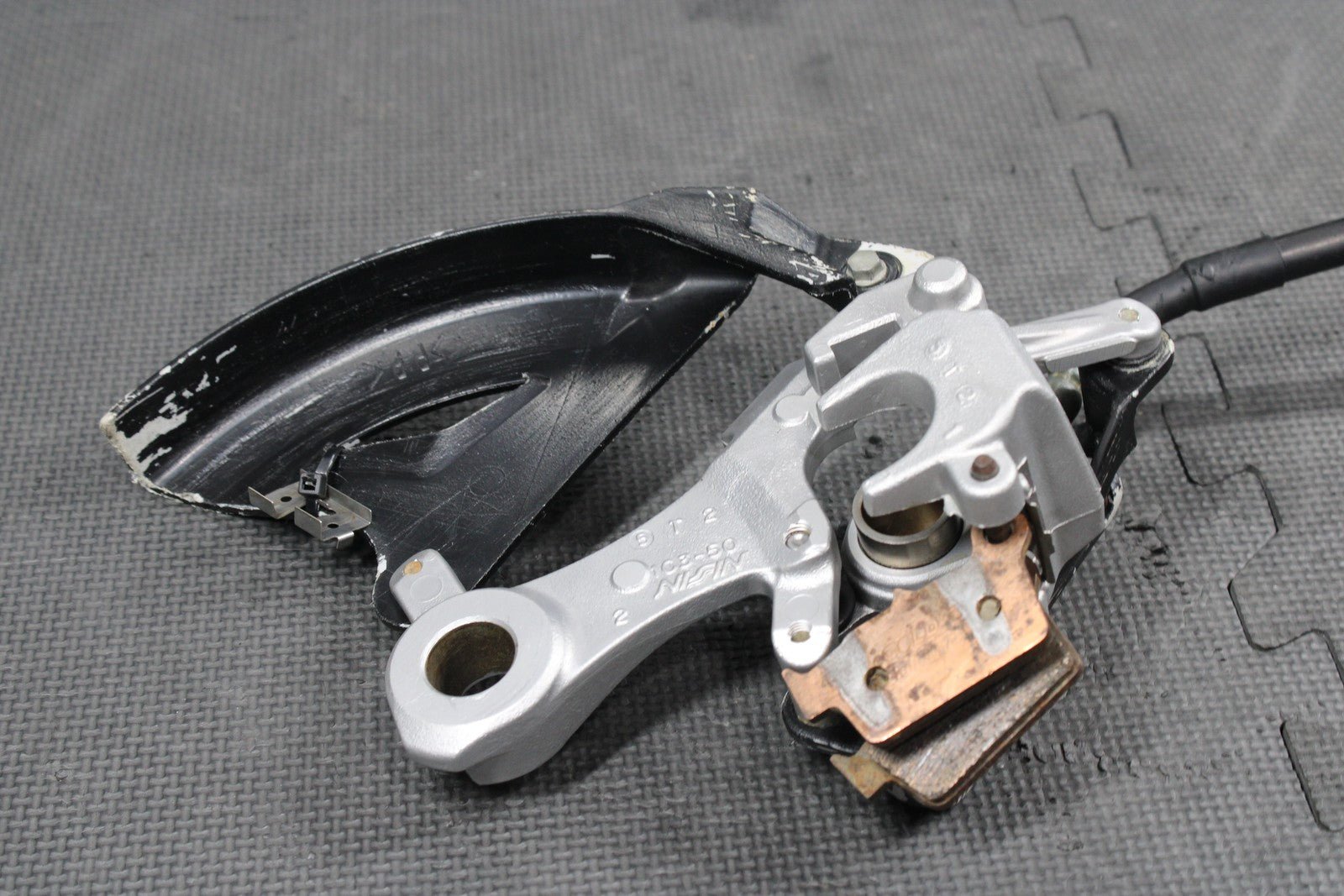 2006 YAMAHA YZ250F OEM REAR BACK BRAKE CALIPER MASTER CYLINDER LEVER PEDAL HOSE - hggarage