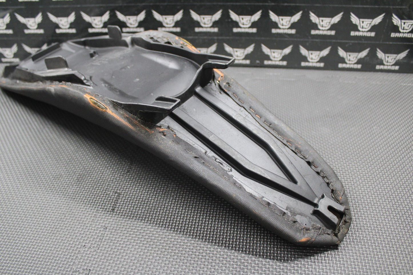 2013 KTM 450 SXF OEM SEAT SADDLE FOAM PAN COVER COMPLETE 77207040200 - hggarage
