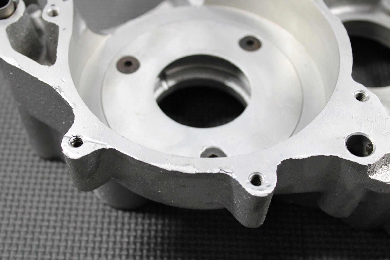 1991 KTM 300 EXC OEM LEFT RIGHT ENGINE MOTOR CRANKCASE CRANK CASES 54630004200 - hggarage