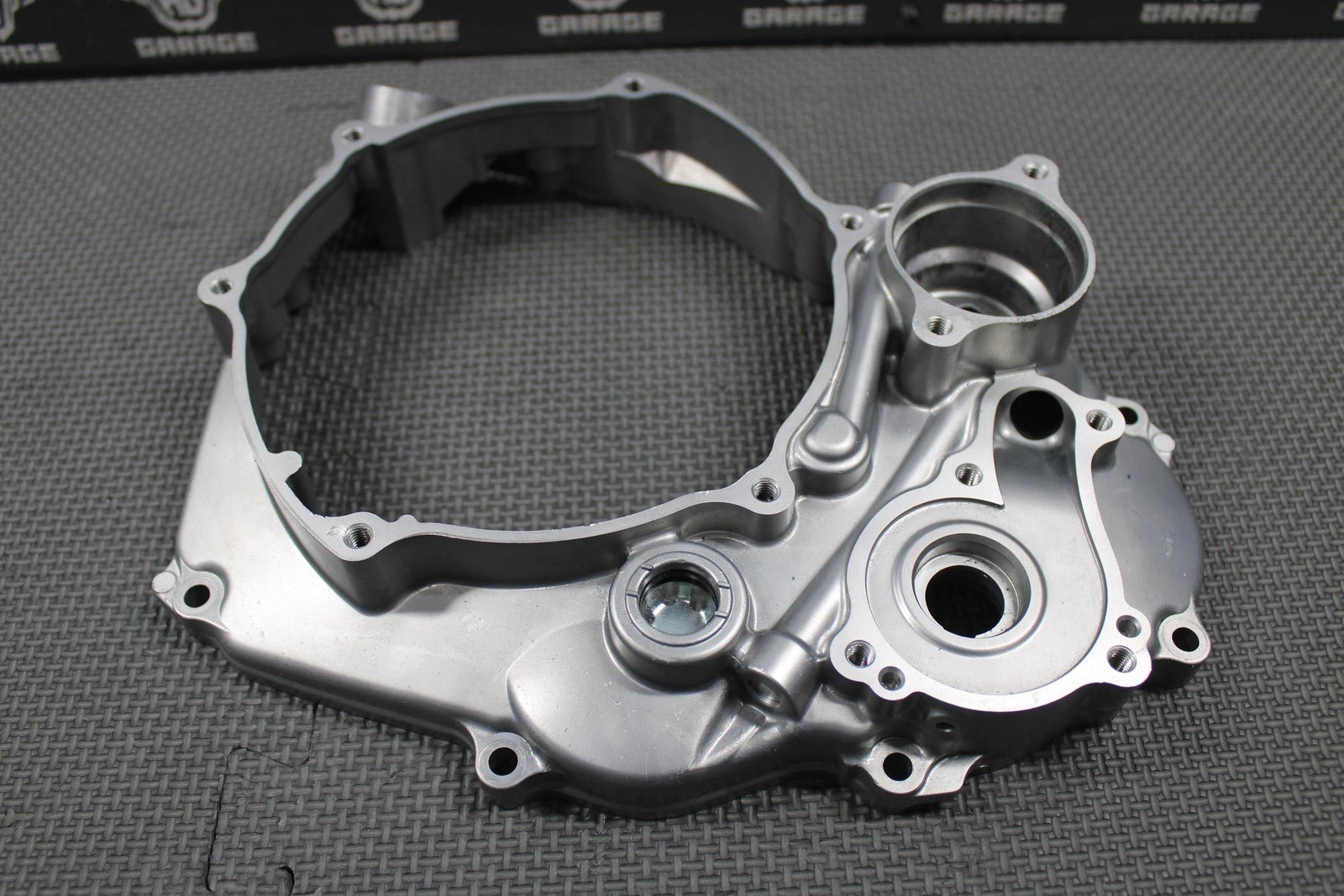 2020 YAMAHA 19 - 22 YZ250F OEM RIGHT CASE INNER CLUTCH COVER B7B - 15431 - 00 - 00 GOOD! - hggarage