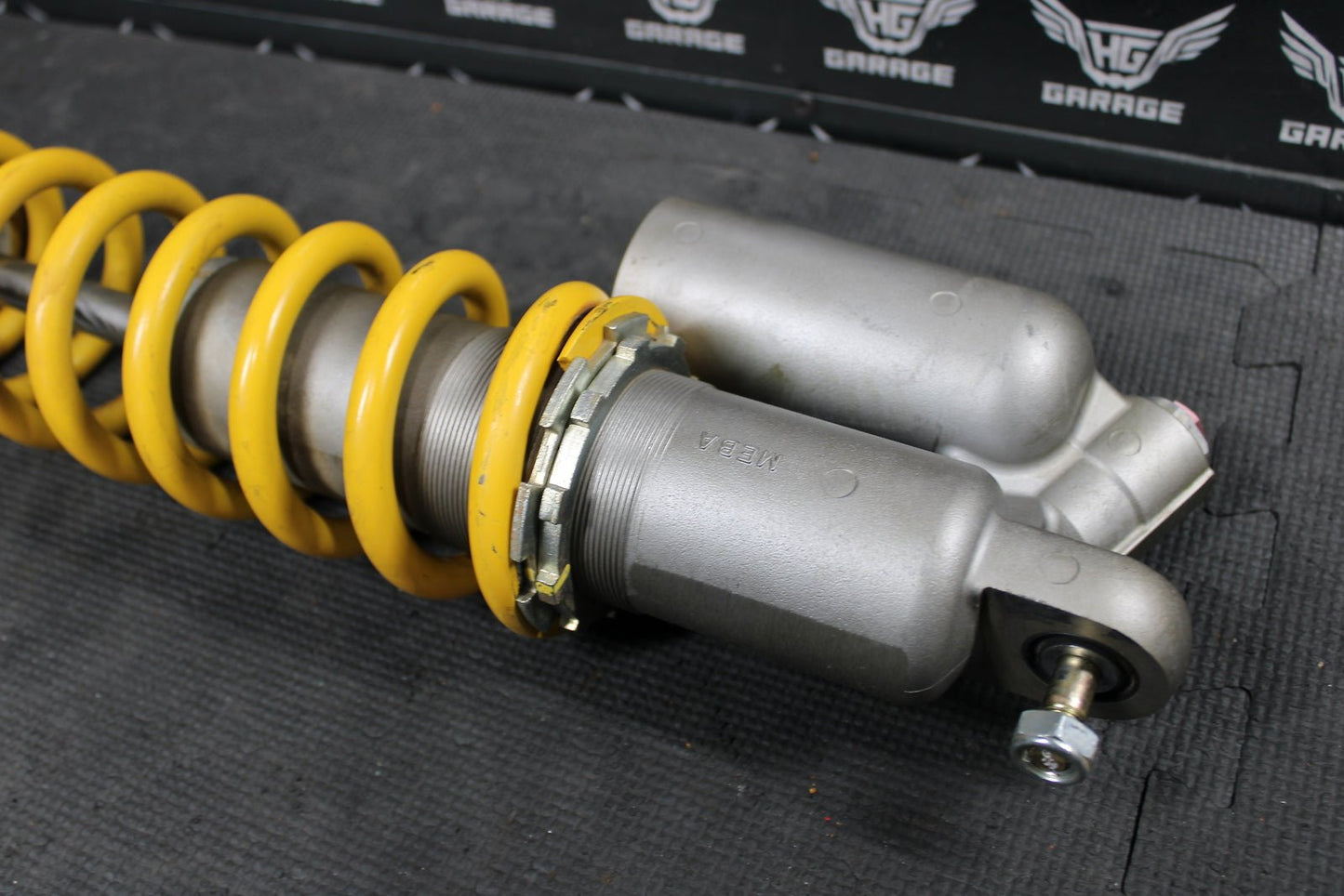 2002 HONDA CRF450R OEM SHOWA REAR BACK SHOCK ABSORBER SUSPENSION 52400 - MEB - 671 - hggarage