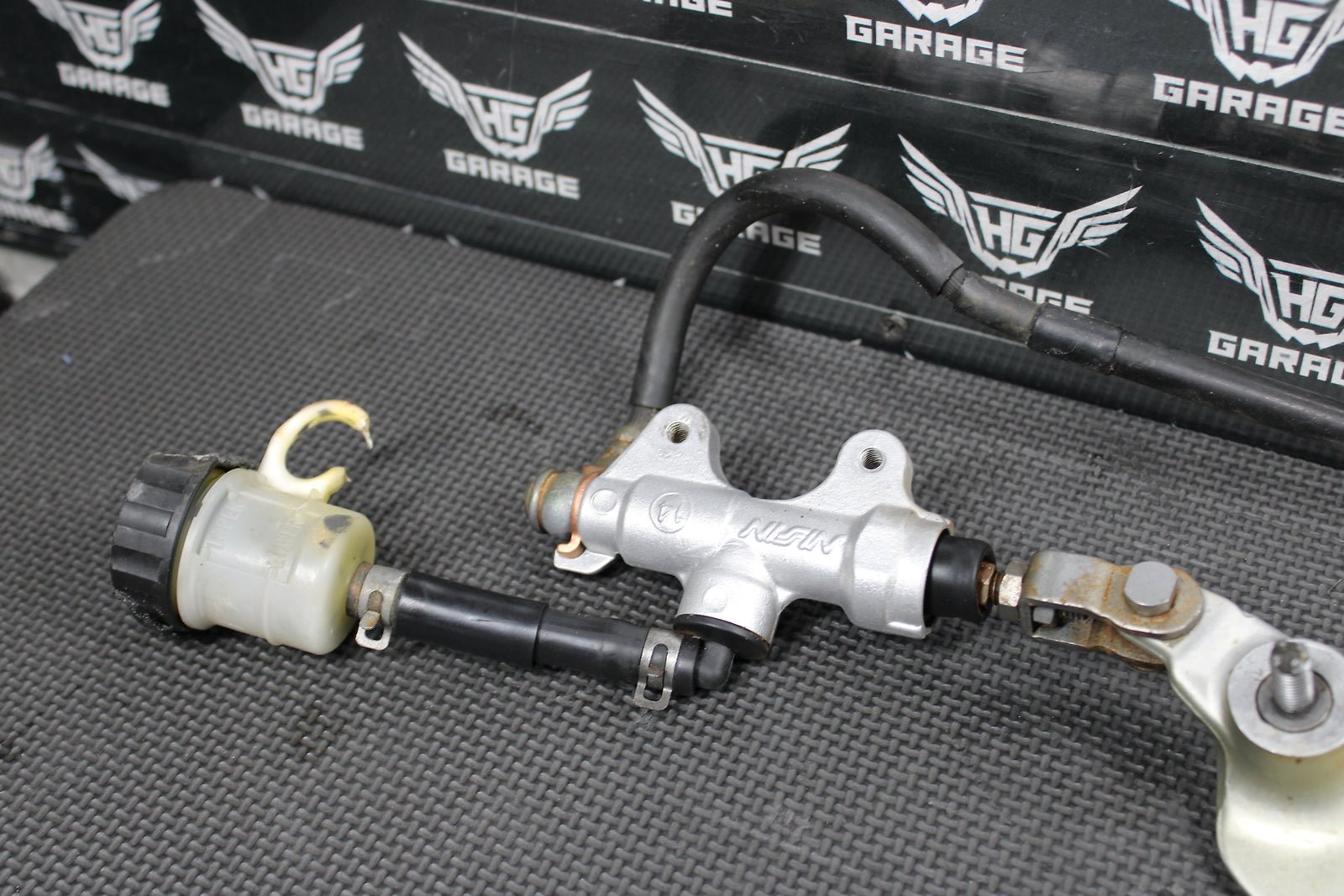1998 YAMAHA YZ400F OEM NISSIN REAR BACK BRAKE CALIPER MASTER CYLINDER LEVER - hggarage