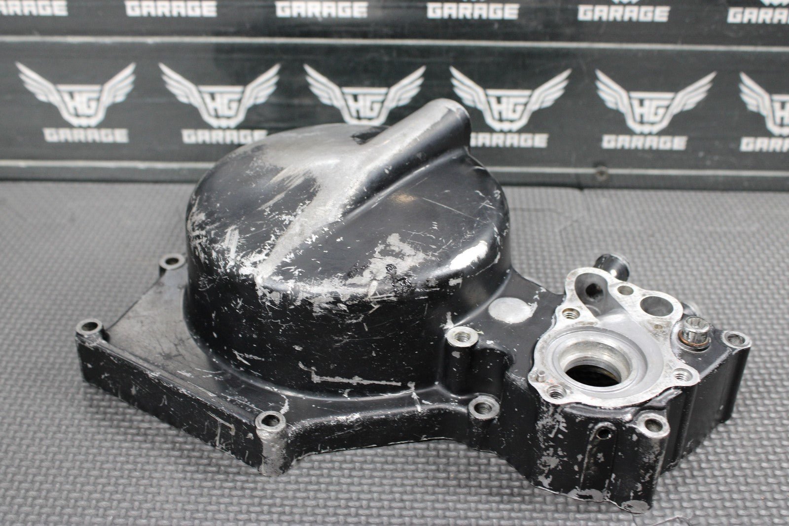 1991 86 - 95 HONDA CR80R OEM ENGINE MOTOR SIDE CLUTCH COVER 11330 - GS2 - 405 - hggarage