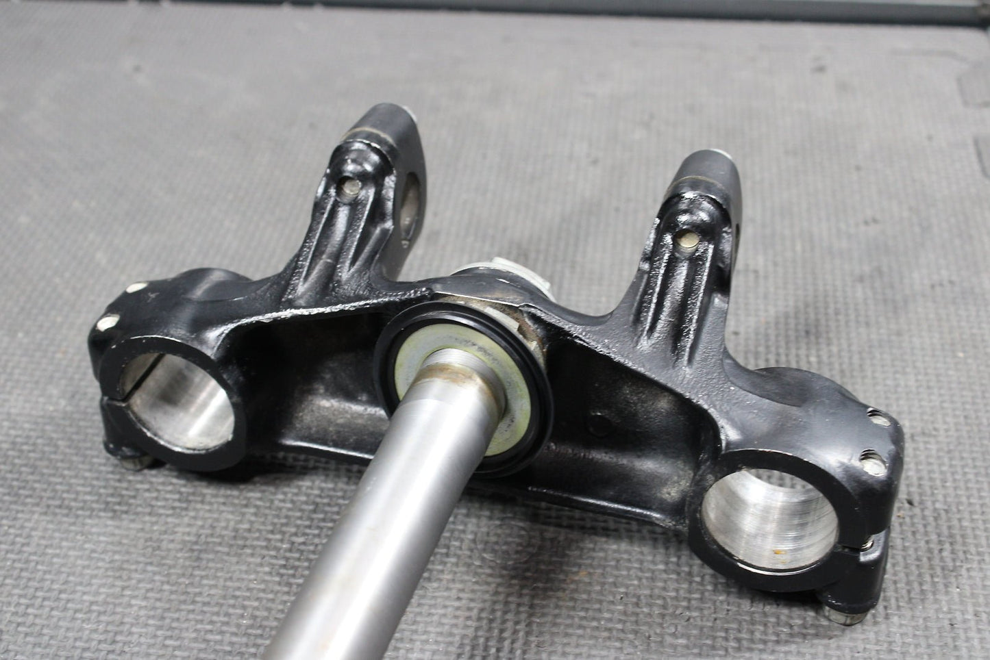 2002 Honda XR200R 93 - 02 OEM Front Forks Lower Upper Triple Tree Stem - hggarage