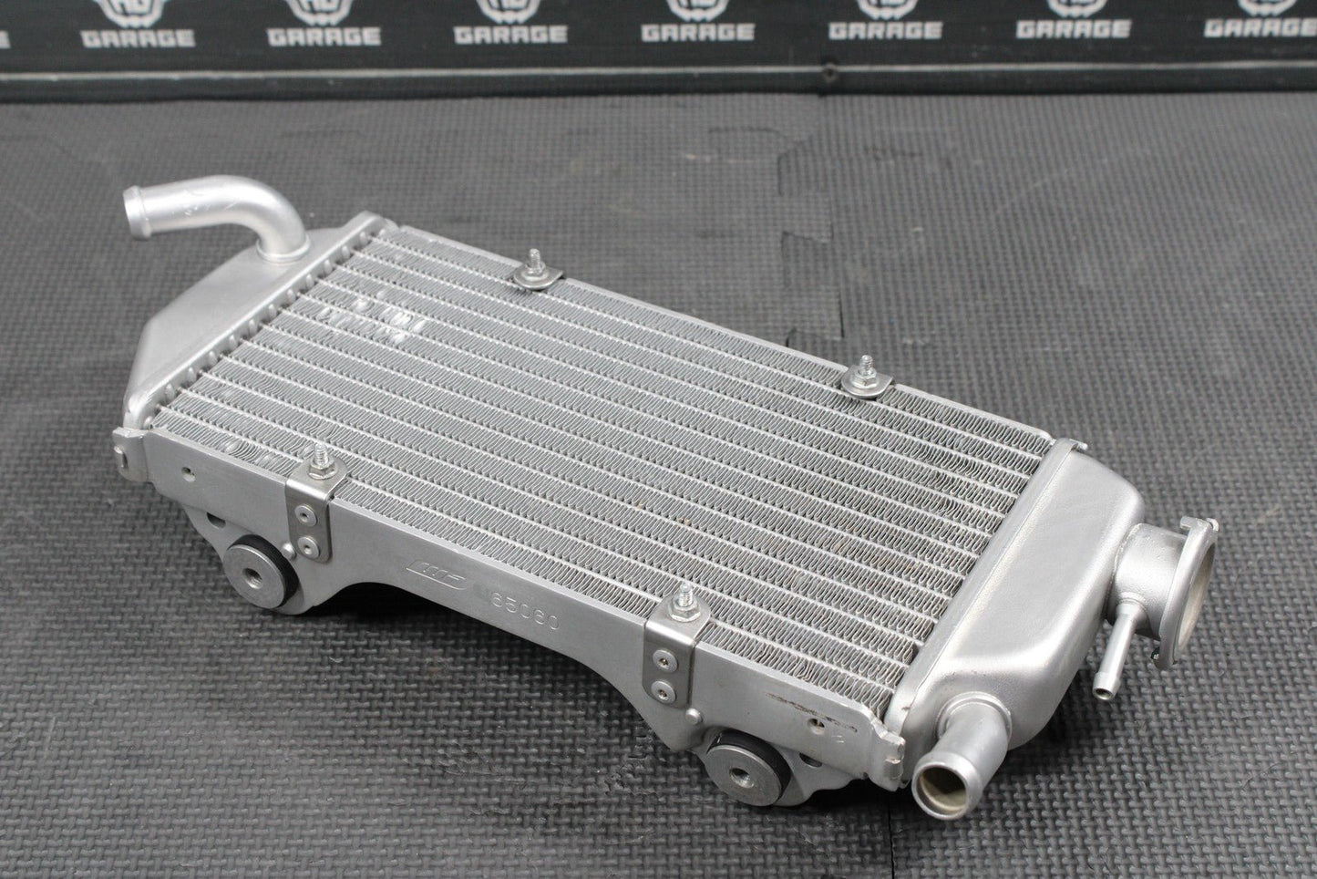 2013 HUSQVARNA TE511 OEM ENGINE LEFT SIDE MOTOR COOLING COOLER RADIATOR 8000H741 - hggarage