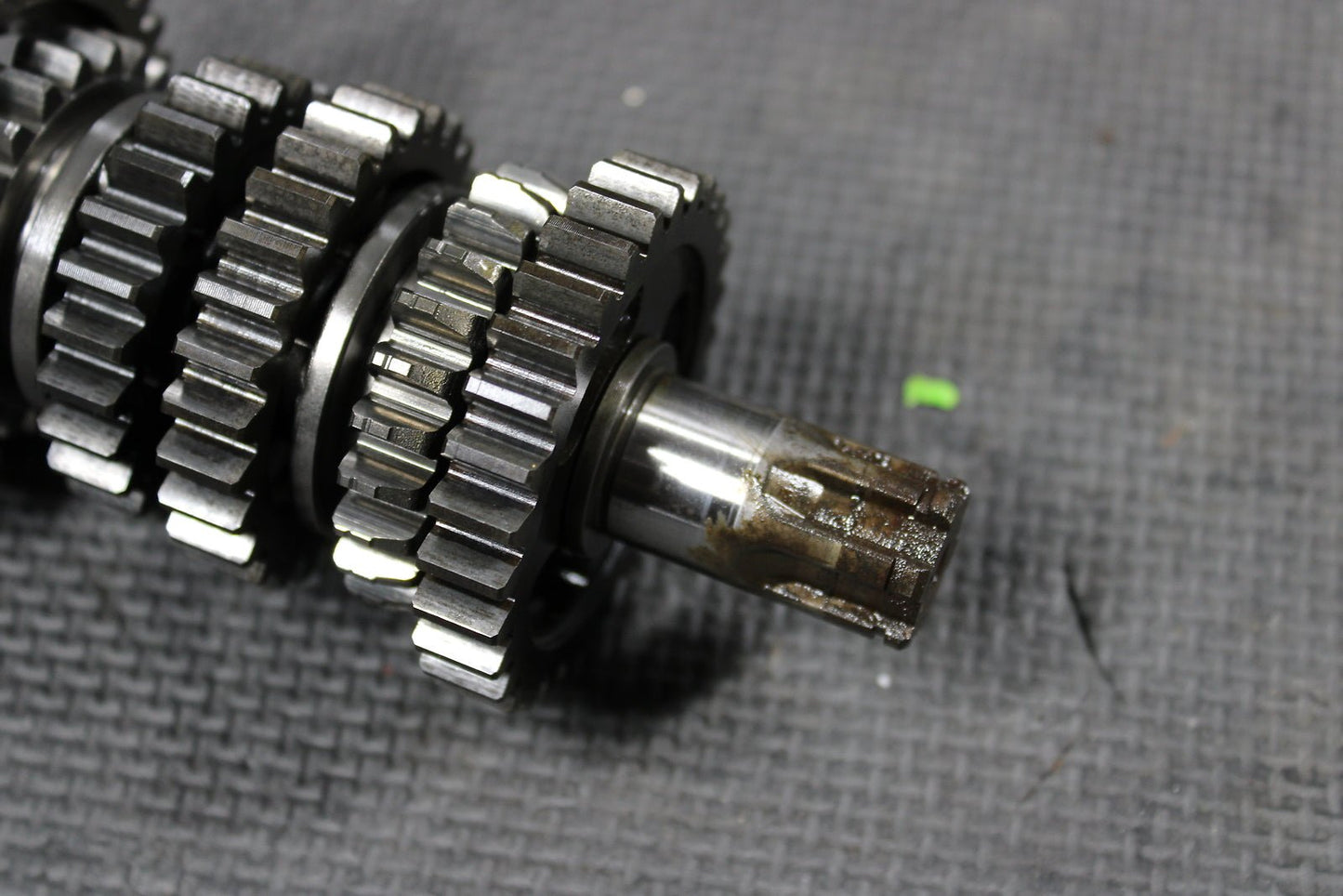 2001 KAWASAKI KX100 KX80 KX85 OEM ENGINE TRANSMISSION TRANNY ASSEMBLY GEARS - hggarage