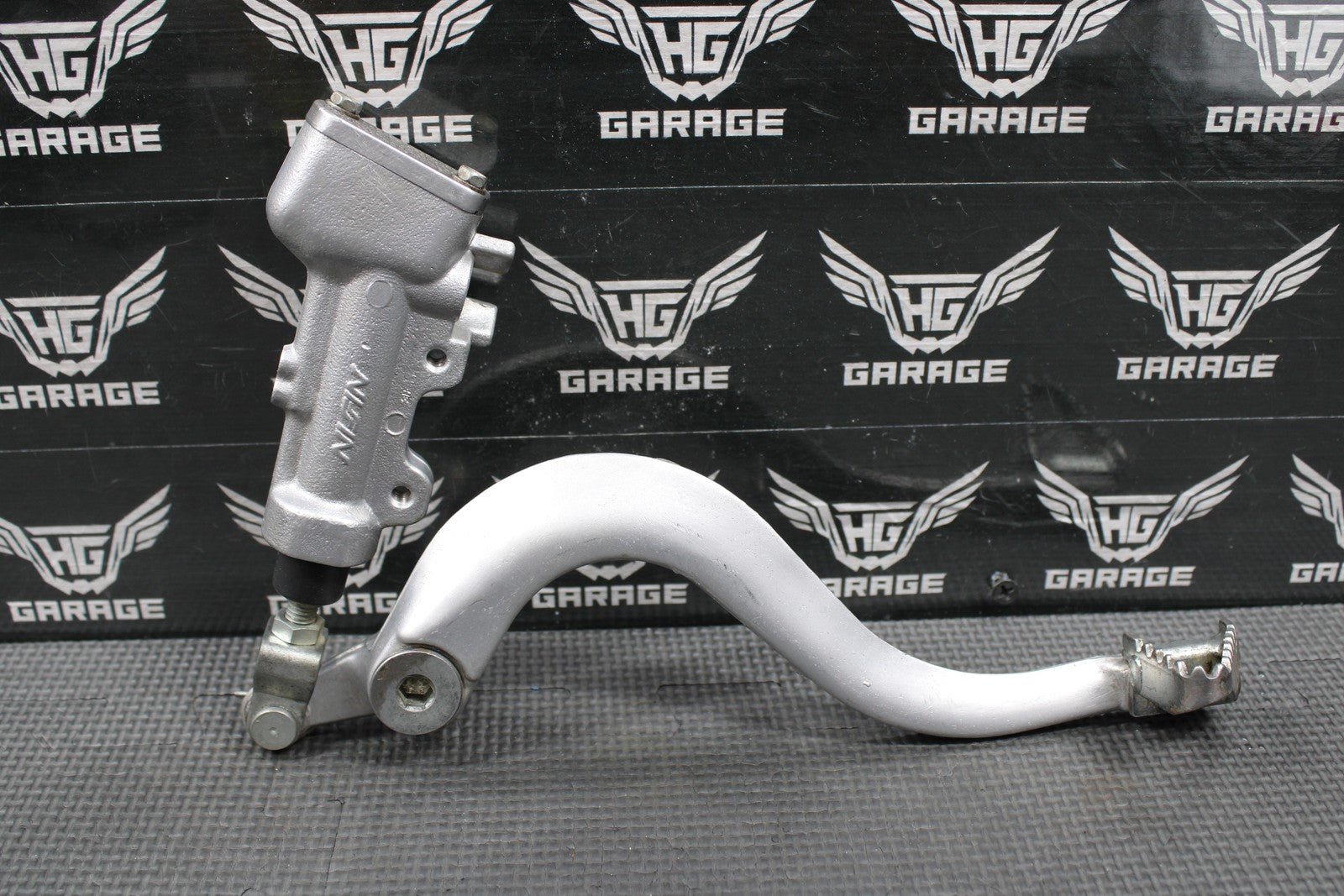 2014 KAWASAKI 10 - 18 KX250F OEM NISSIN REAR BACK BRAKE MASTER CYLINDER & LEVER - hggarage