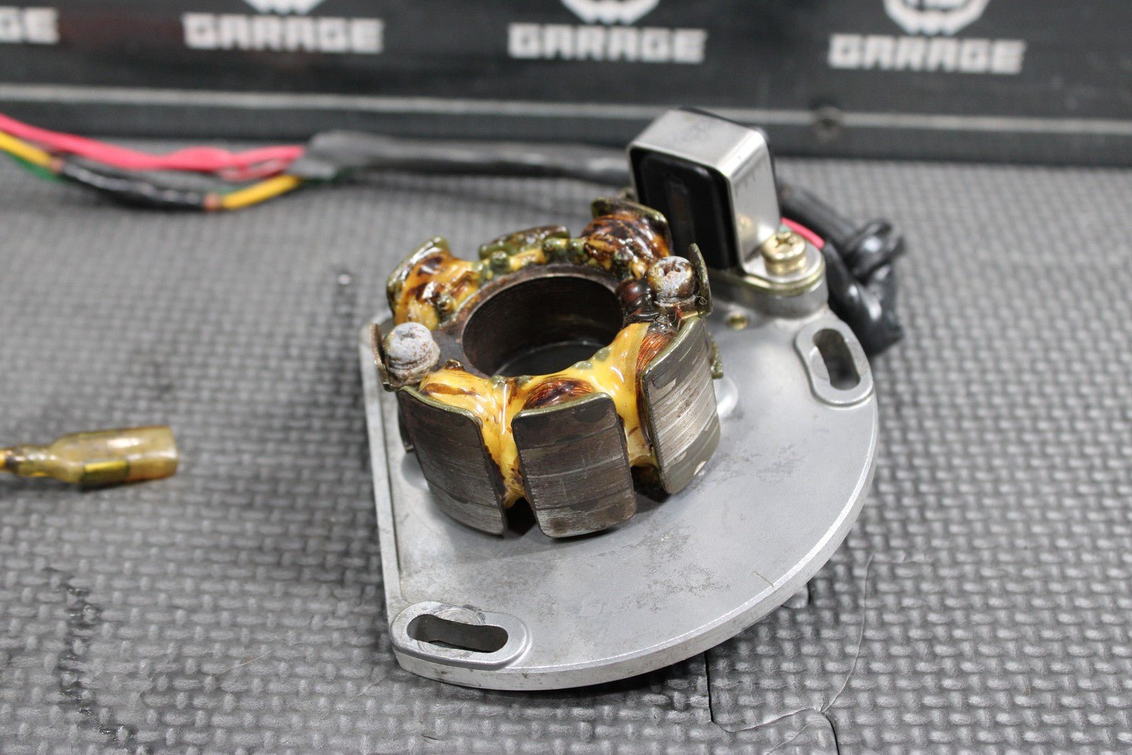 2000 KTM 250 EXC OEM 2K - 2 STATOR MAGNETO GENERATOR ALTERNATOR 50339004100 - hggarage