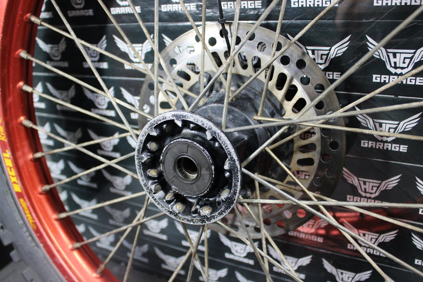 1992 HONDA CR250R EXCEL FRONT WHEEL RIM HUB ASSEMBLY 44601 - ML3 - 600 44701 - KZ3 - 862 - hggarage