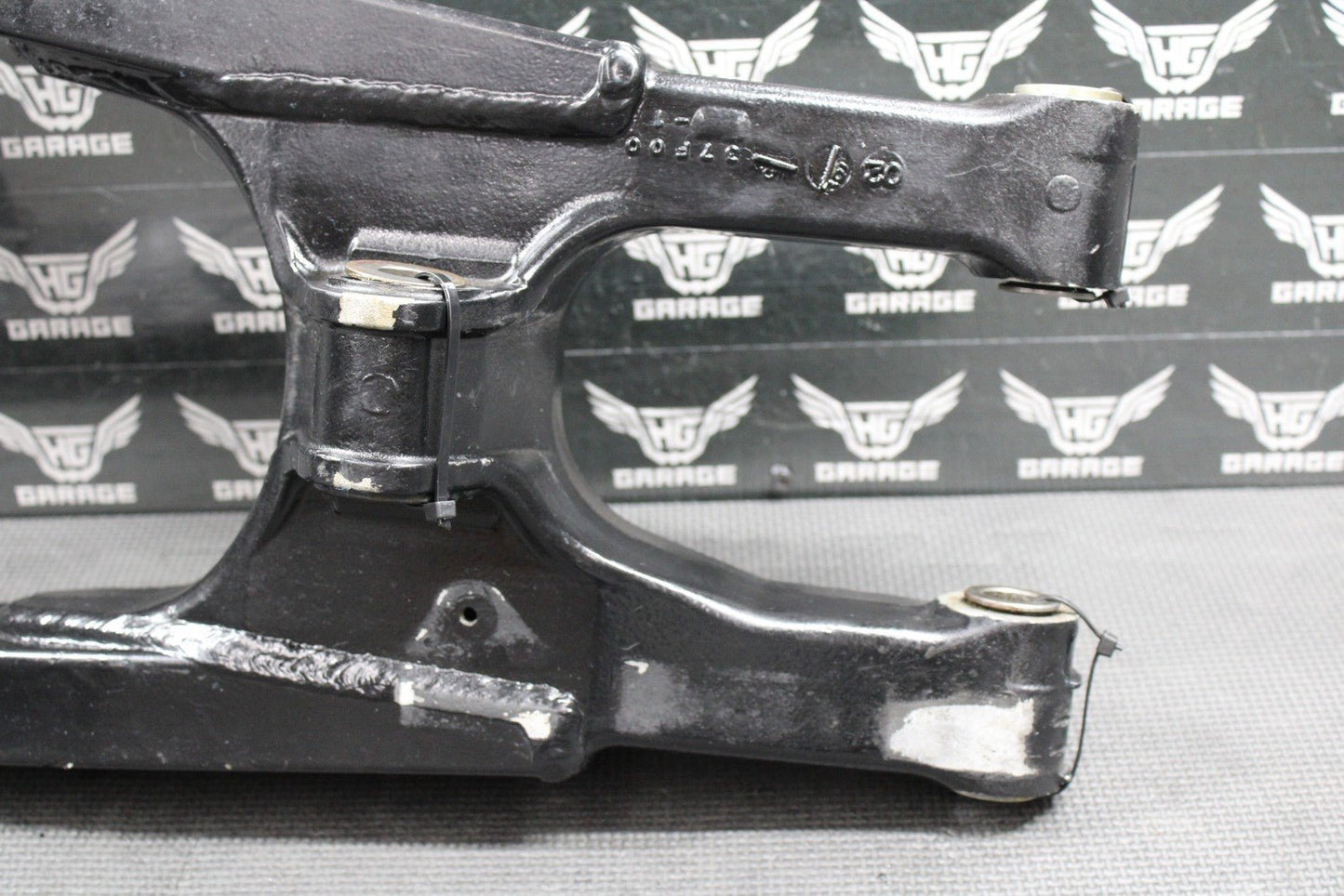 2003 SUZUKI RM125 RM250 K3 OEM SWINGARM SWING ARM REAR SUSPENSION 61000 - 37F10 - hggarage