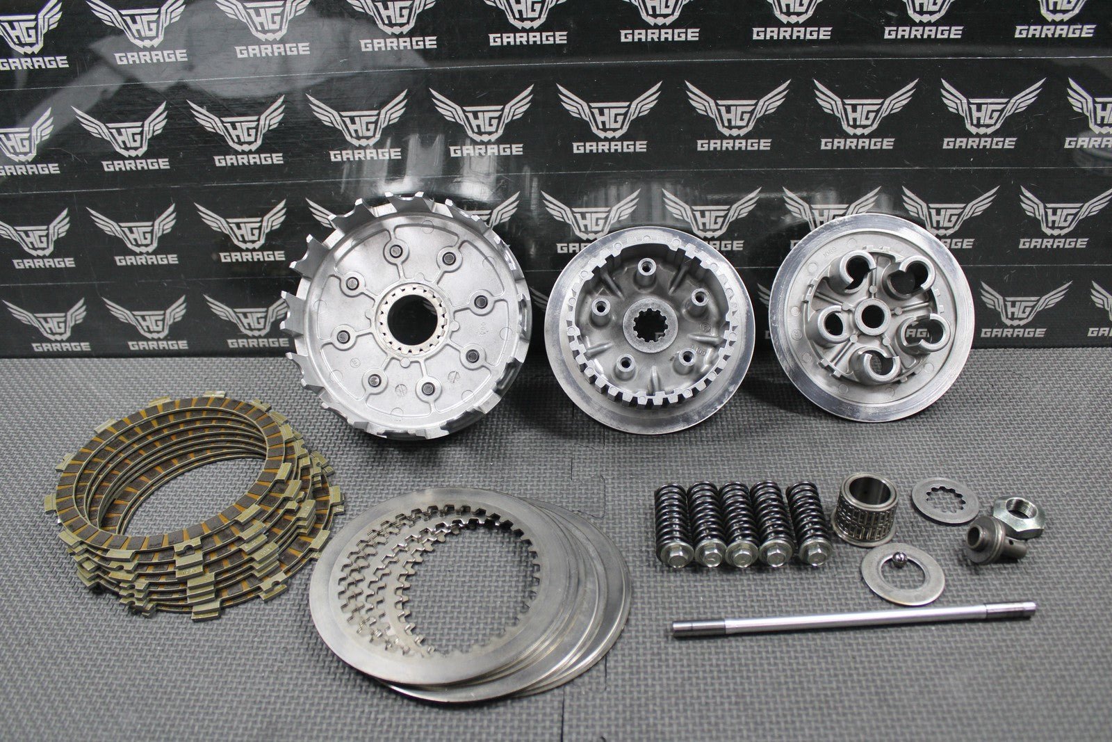 2007 KAWASAKI KX250F OEM COMPLETE CLUTCH W PLATES BASKET HUB 13095 - 0049 NICE! - hggarage