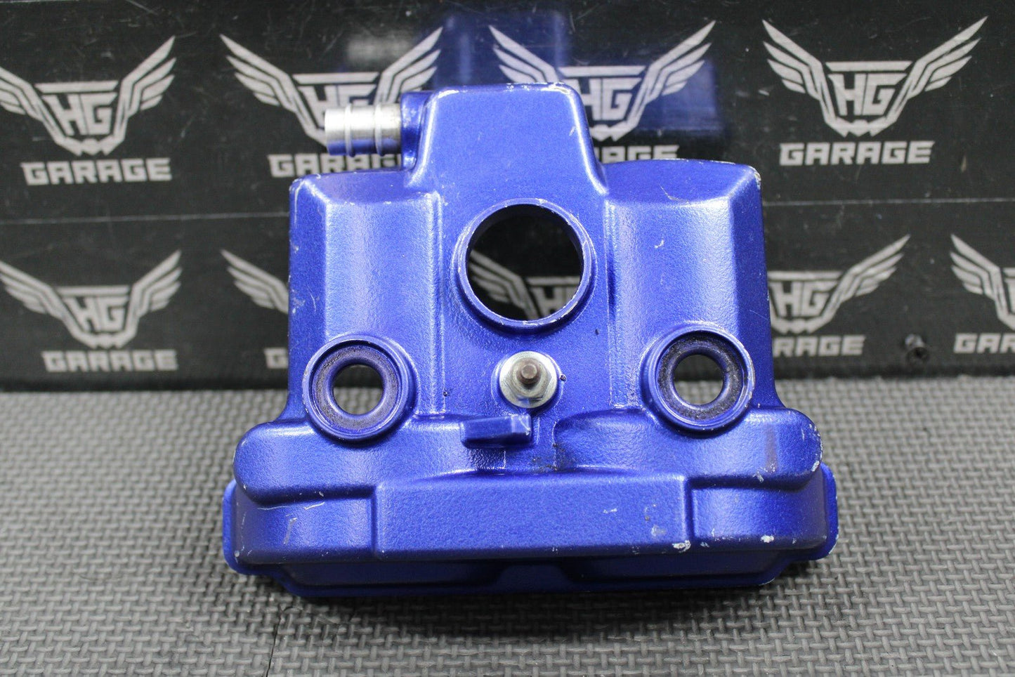 2019 2020 YAMAHA YZ250F OEM ENGINE CYLINDER HEAD VALVE COVER B7B - 11190 - 10 - 00 - hggarage