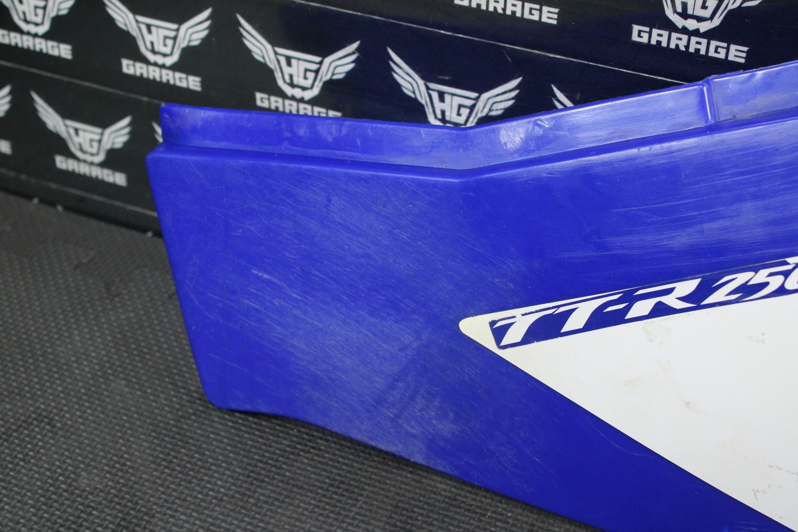 2006 03 - 06 Yamaha TTR250 OEM Left Side Panel Fairings Cowls Nice! - hggarage
