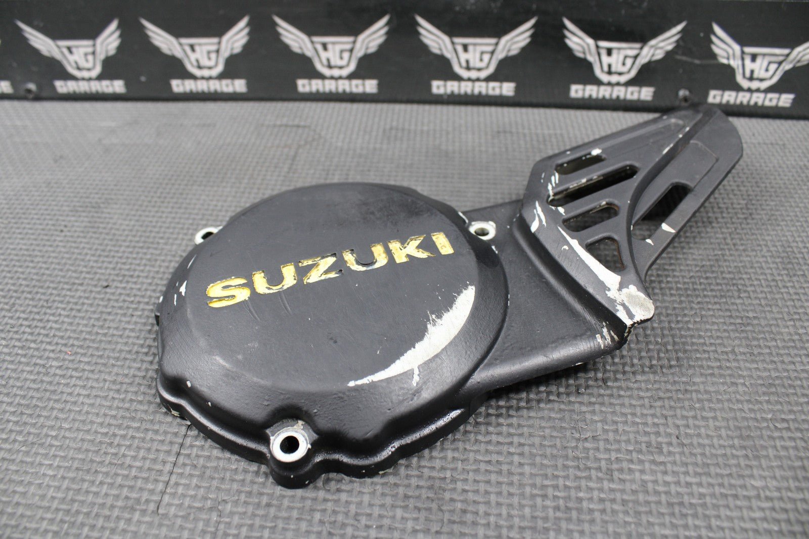 2005 SUZUKI 02 - 21 RM85 RM85L OEM LEFT CASE STATOR MAGNETO SPROCKET COVER - hggarage