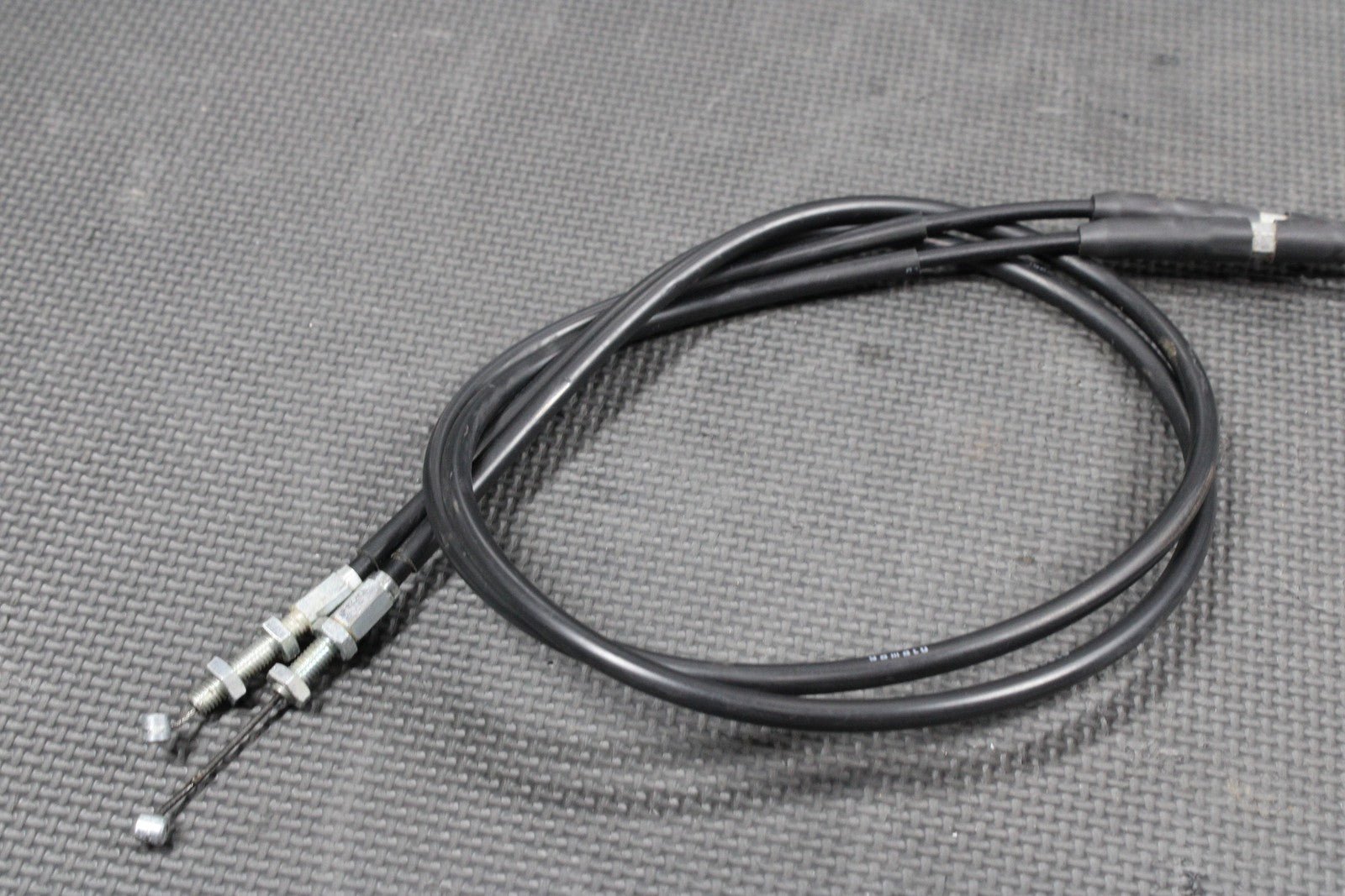 2000 SUZUKI 00 - 04 DRZ400 OEM RIGHT THROTTLE GRIP CABLES 57100 - 14D00 - hggarage