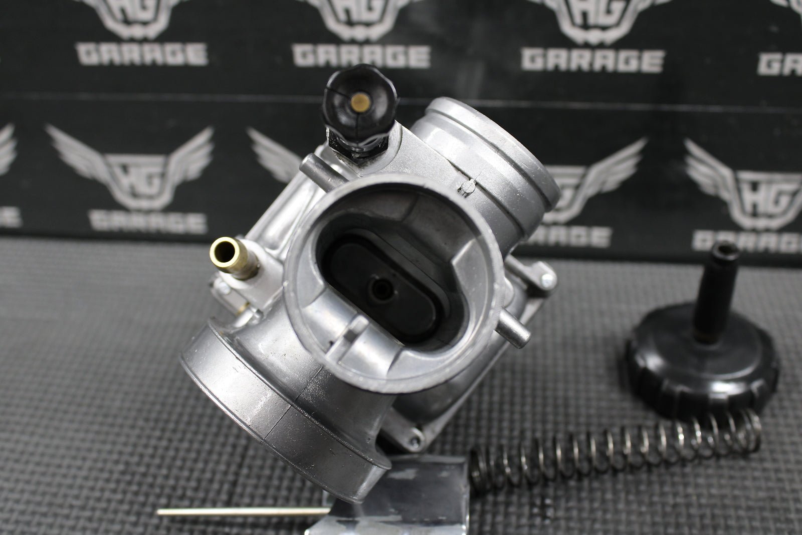 1985 HONDA CR125R OEM KEIHIN PJ 34 CARB CARBURETOR THROTTLE BODY 16100 - KA3 - 305 - hggarage
