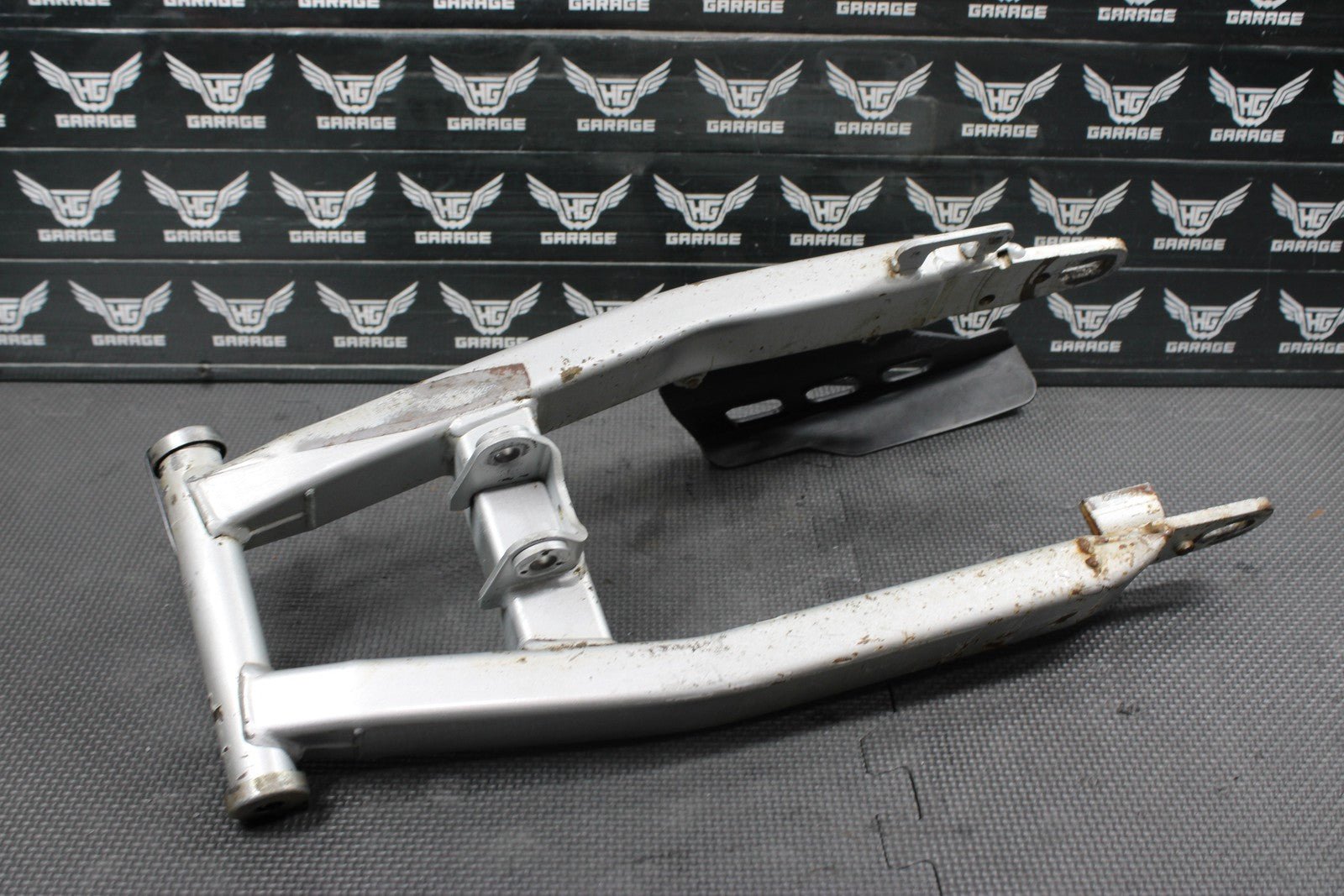2000 YAMAHA 00 - 04 TTR125L OEM BIGWHEEL SWINGARM SWING ARM SUSPENSION - hggarage