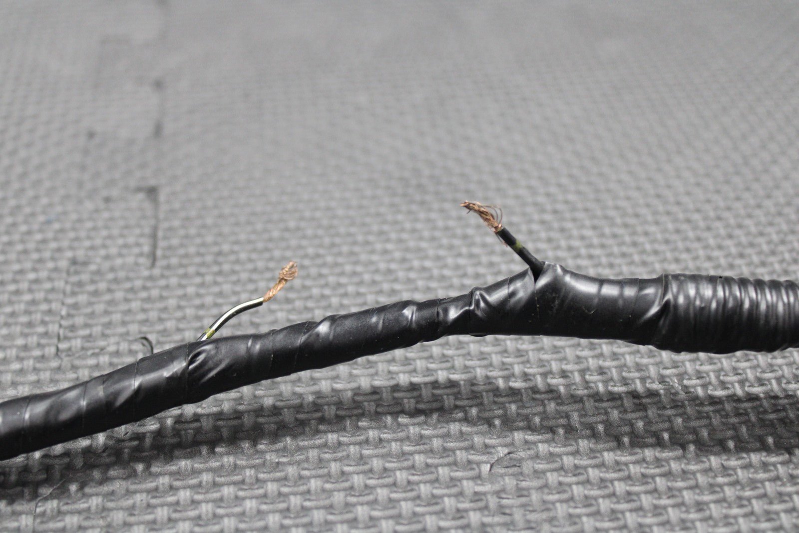 2005 05 - 07 HONDA CR125R OEM MAIN CHASSIS WIRE WIRING HARNESS LOOM 32100 - KSR - 710 - hggarage