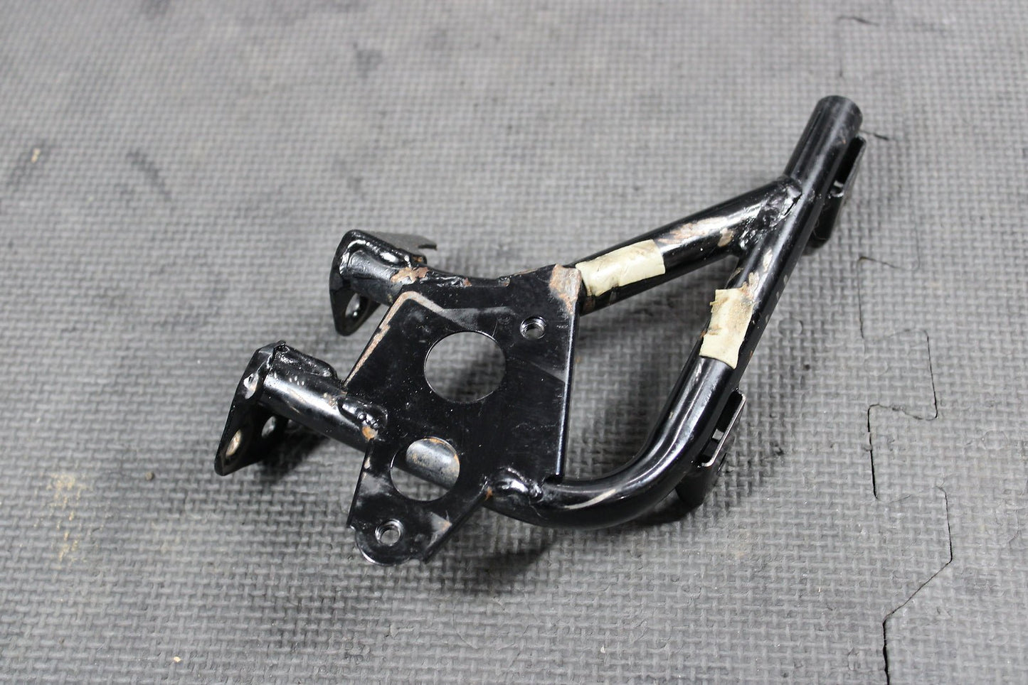 2016 KAWASAKI KX100 01 - 21 KX85 OEM RADIATOR MOUNT STAY - hggarage