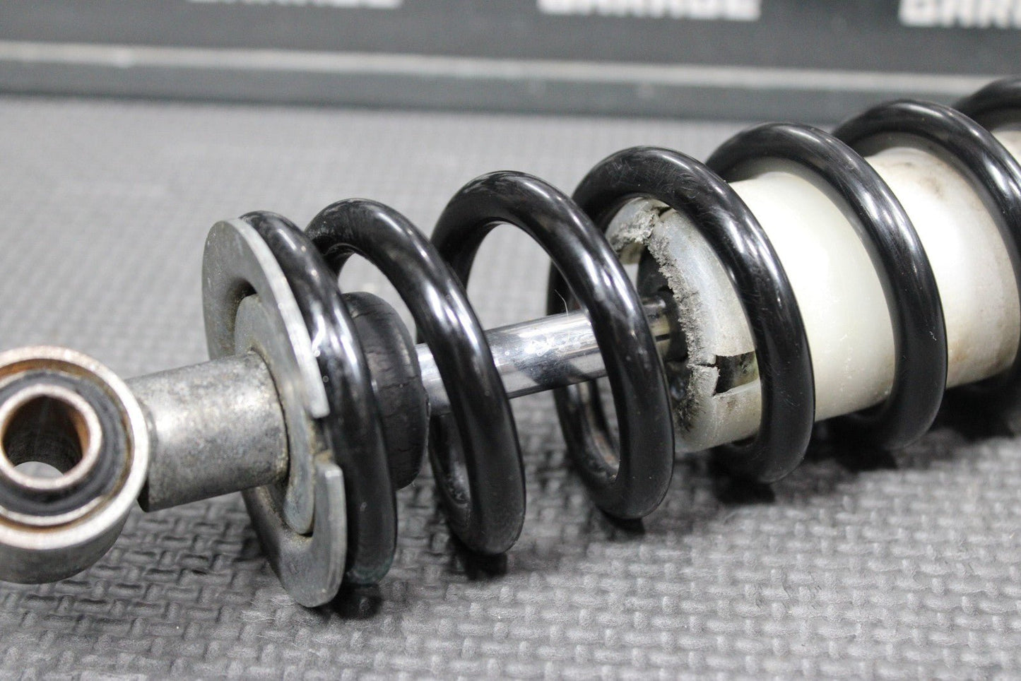 1985 YAMAHA PW80 OEM REAR BACK SHOCK ABSORBER SUSPENSION - hggarage