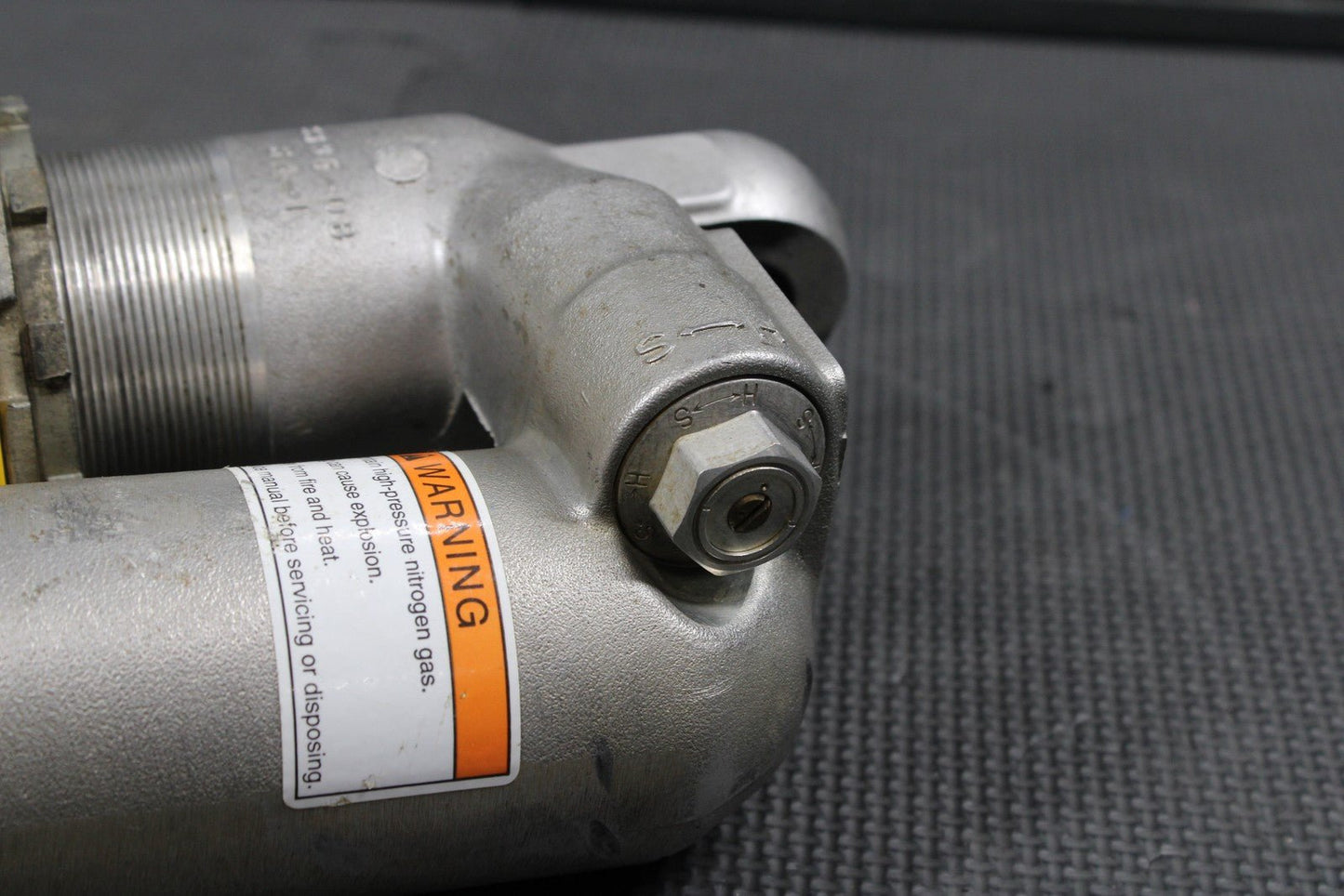 2000 SUZUKI 00 - 04 DRZ400 DRZ400E OEM REAR BACK SHOCK ABSORBER SUSPENSION - hggarage