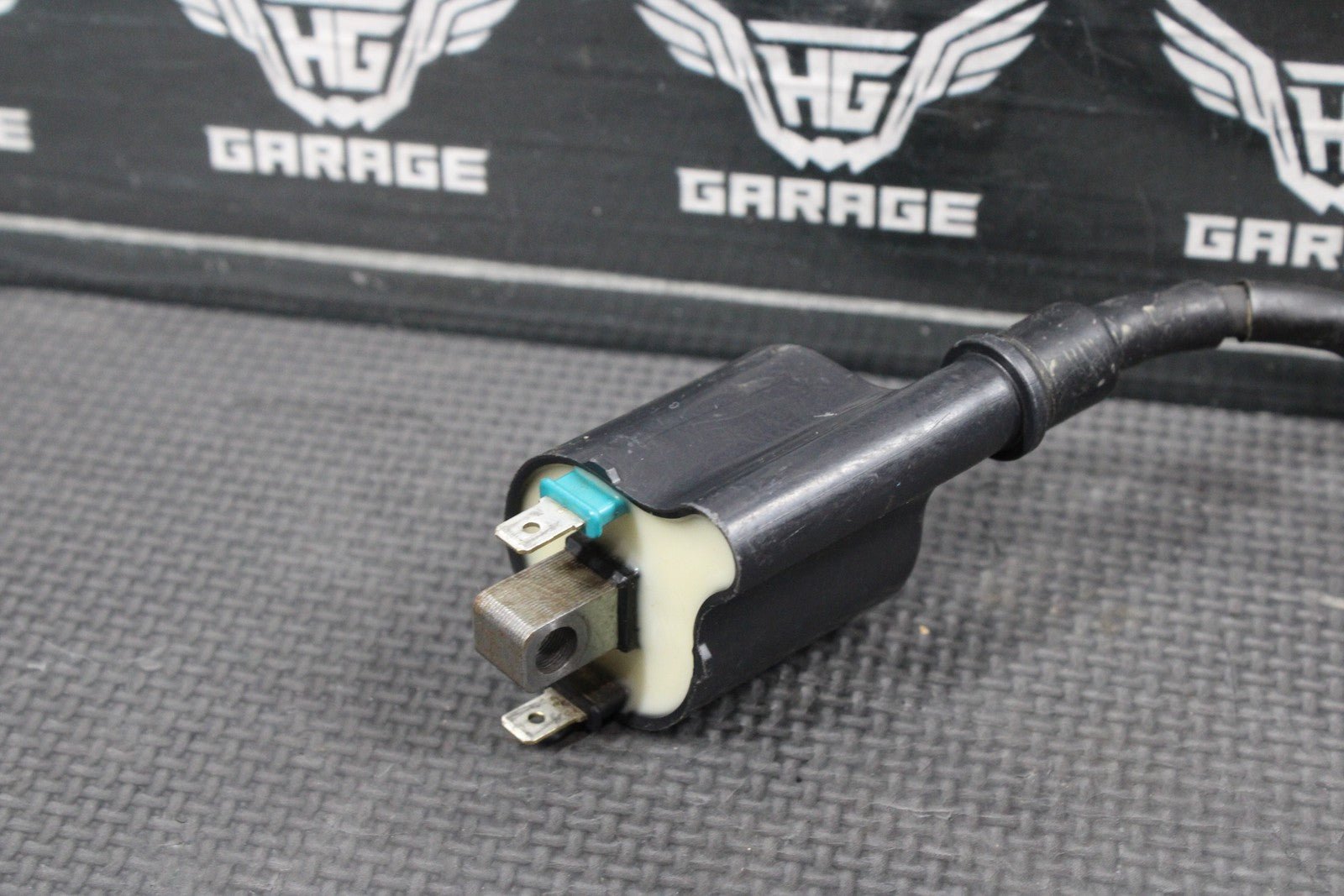2023 HONDA 18 - 23 CRF250R 19 - 22 CRF250RX OEM IGNITION COIL CAP BOOT 30500 - MKE - A01 - hggarage