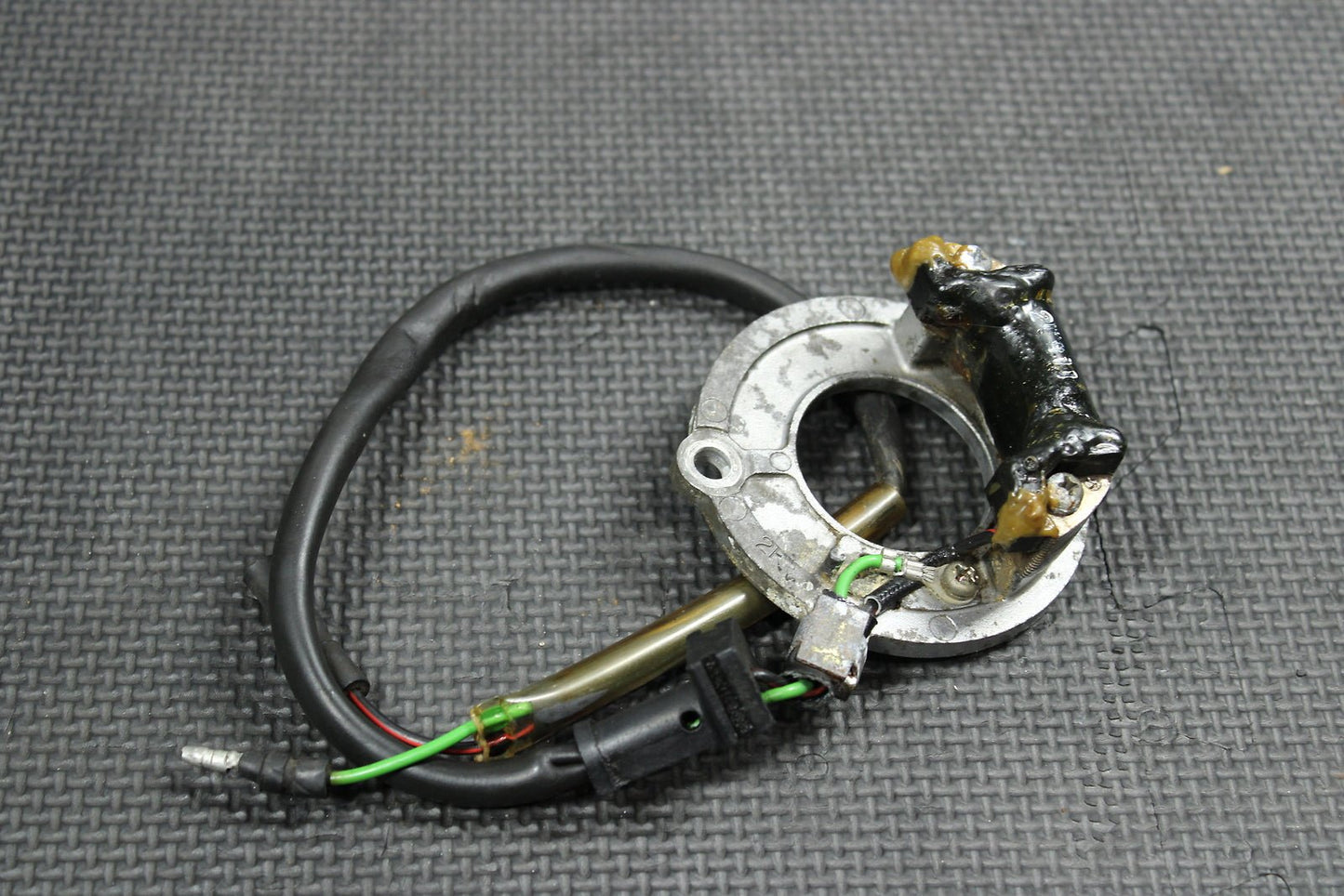 1993 Honda CR80R OEM Stator Magneto Rotor Flywheel 31100 - GC4 - 600 - hggarage
