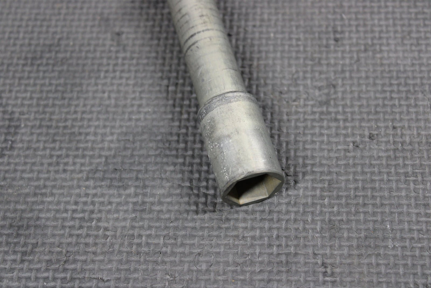 2012 KAWASAKI KX250F OEM FRONT WHEEL RIM AXLE PIVOT BOLT - hggarage