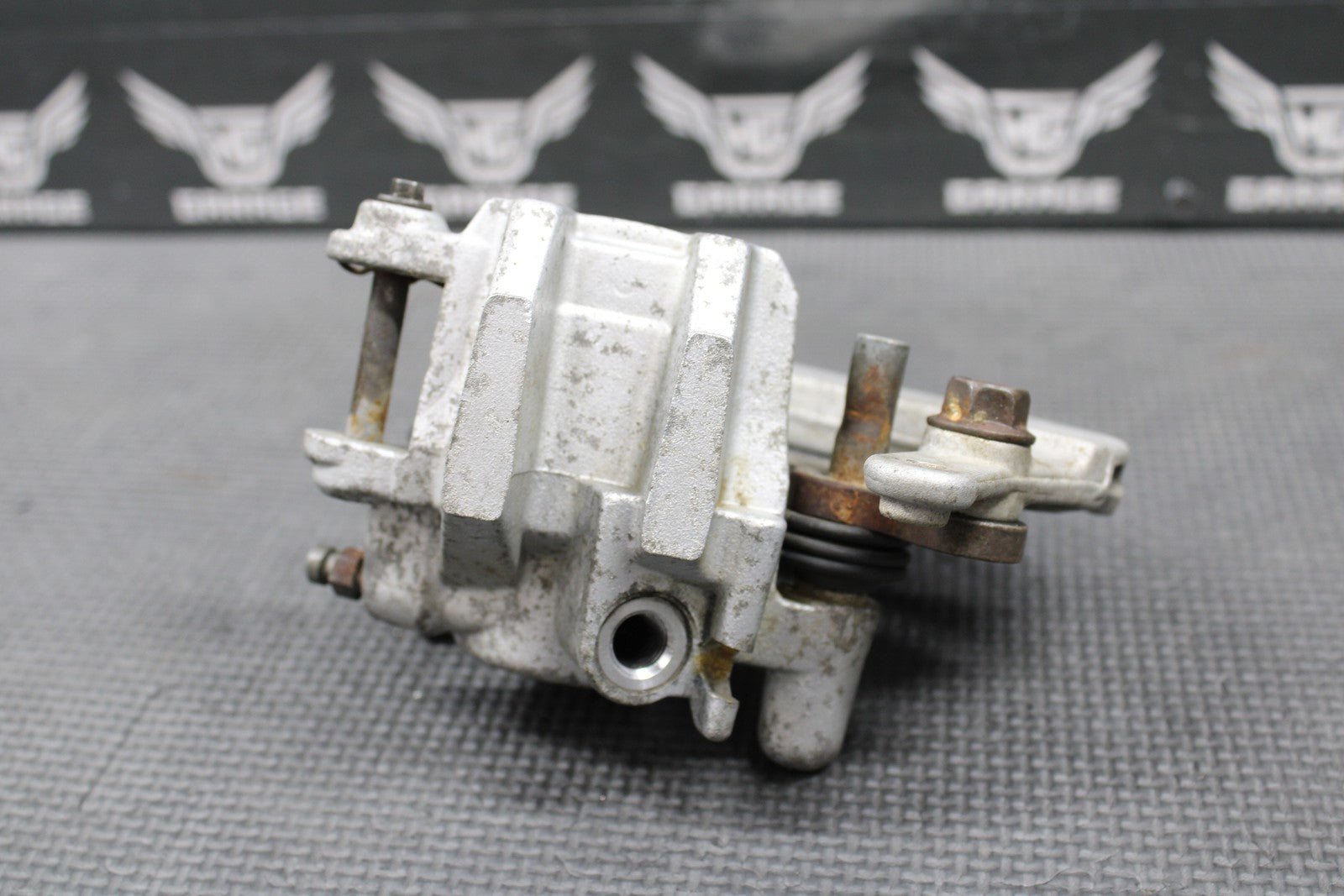 2005 SUZUKI 02 - 15 RM85 RM85L OEM TOKICO REAR BACK BRAKE CALIPER 69100 - 03B00 - 999 - hggarage