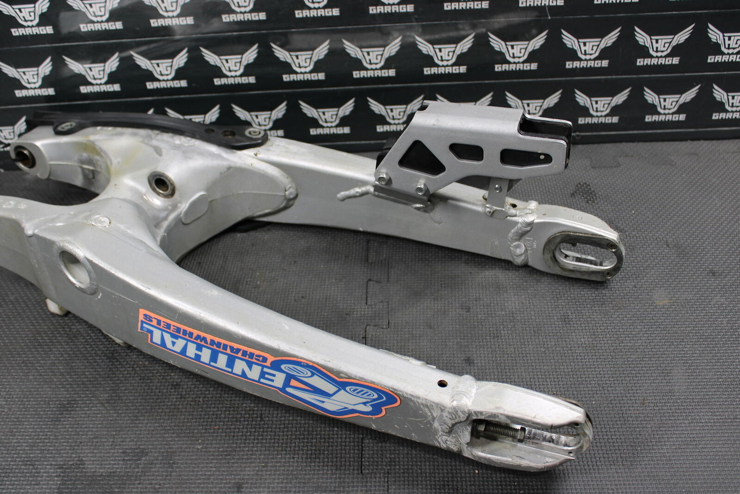 2000 YAMAHA WR400F YZ125 YZ250 YZ400F YZ426F OEM SWINGARM SWING ARM SUSPENSION