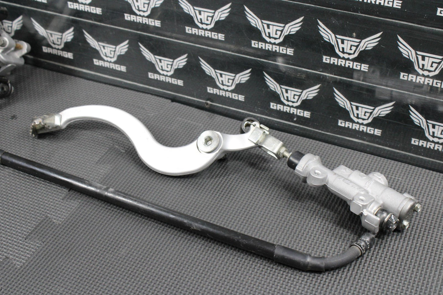 2019 HONDA CRF450RX OEM REAR BACK BRAKE CALIPER MASTER CYLINDER LEVER ASSEMBLY - hggarage