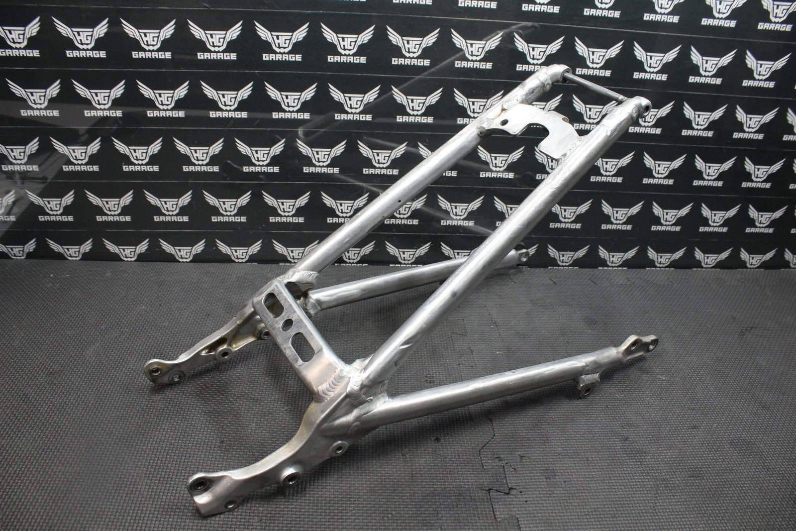 2006 HONDA CRF250R 04 - 06 OEM REAR BACK SUB FRAME SUBFRAME 50200 - KRN - 850 - hggarage
