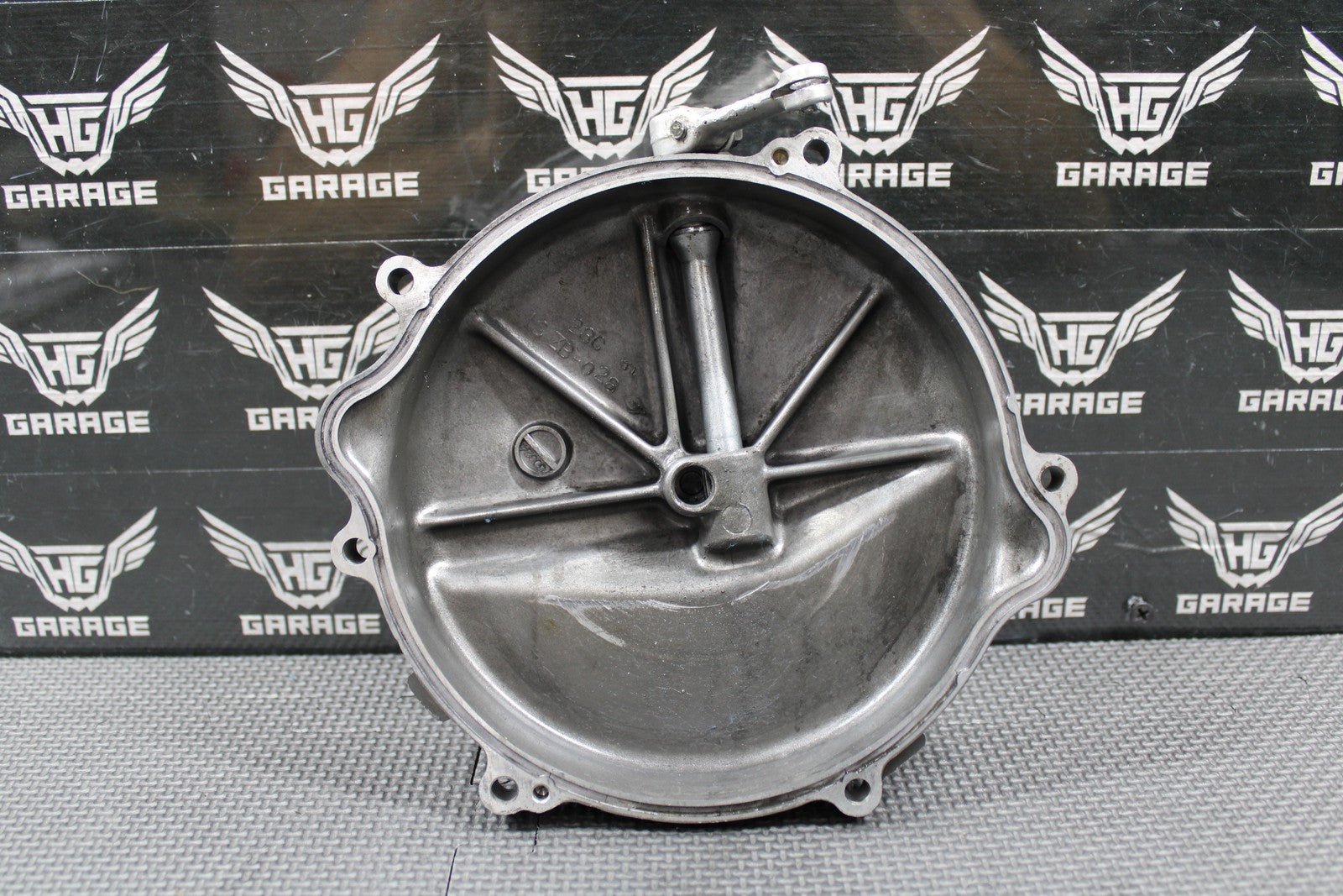 1995 SUZUKI RMX250 OEM ENGINE RIGHT SIDE OUTER CLUTCH COVER ACTUATOR 11371 - 28E02 - hggarage
